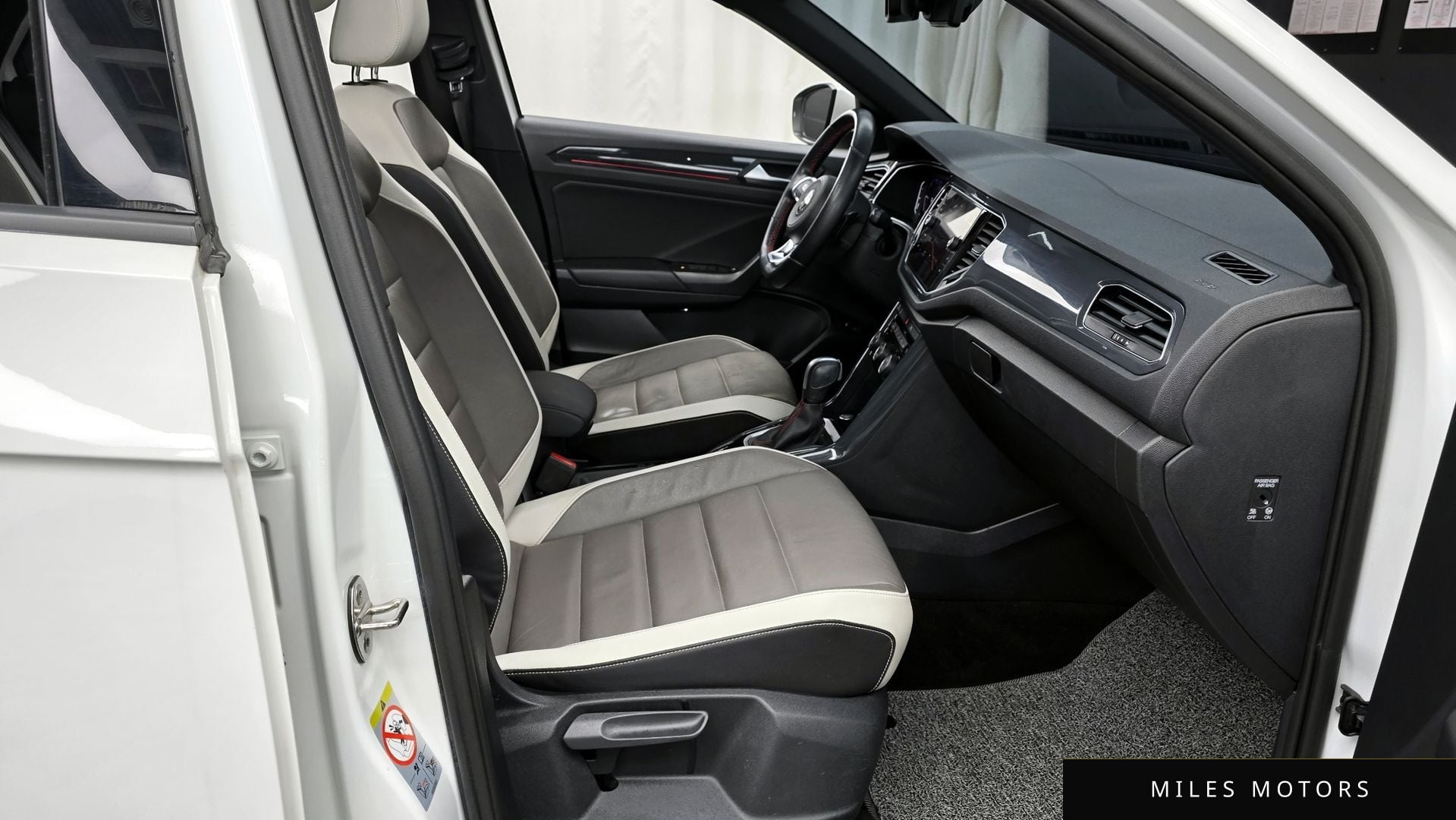 Volkswagen T-Roc 2021 — миниатюра 11