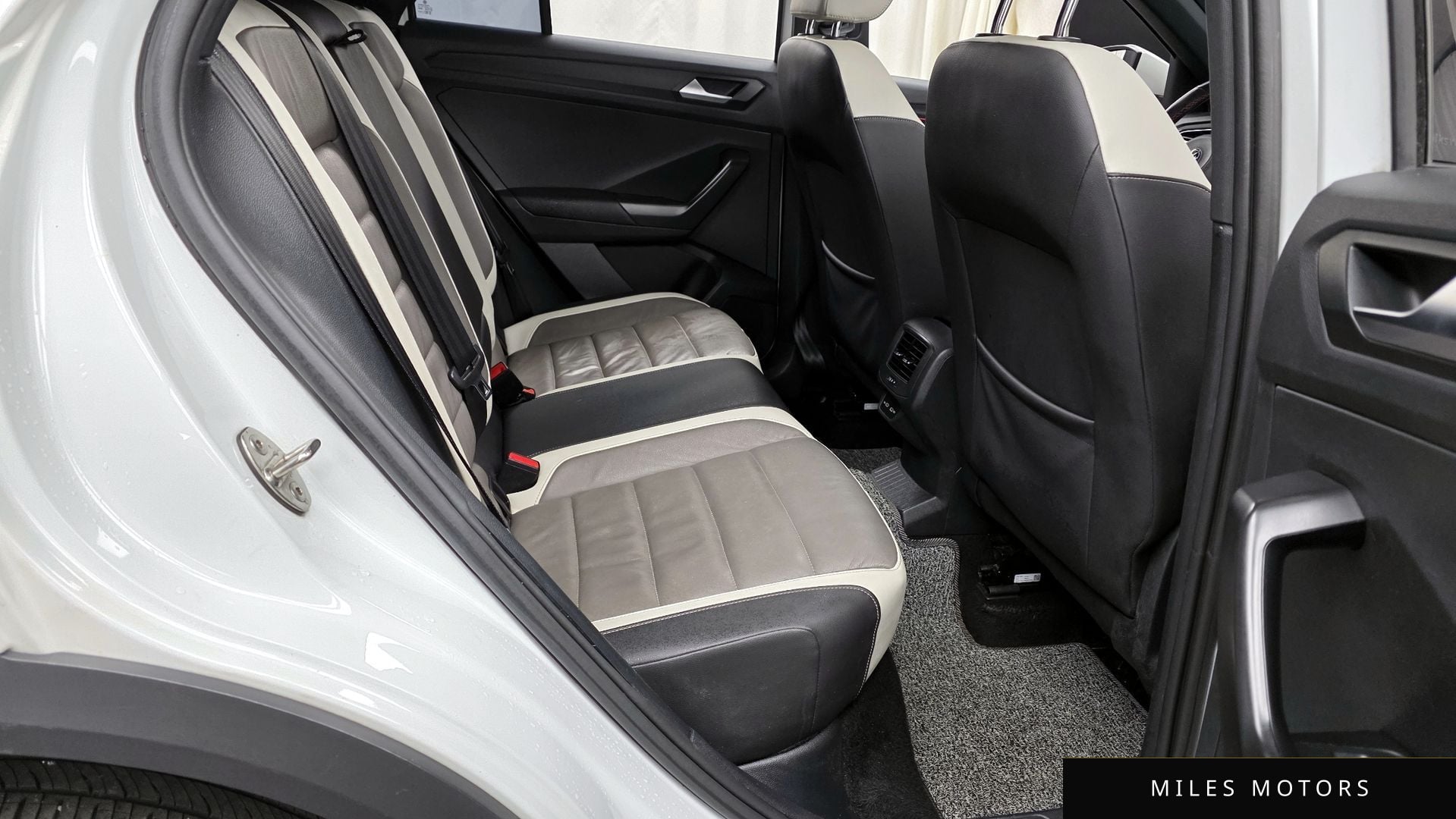Volkswagen T-Roc 2021 — миниатюра 12