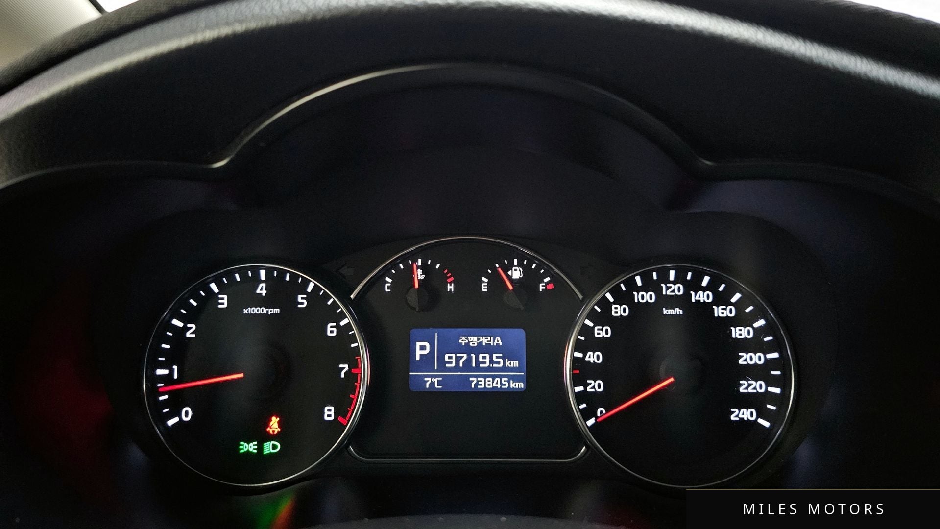 Kia Carens 2015 — миниатюра 8