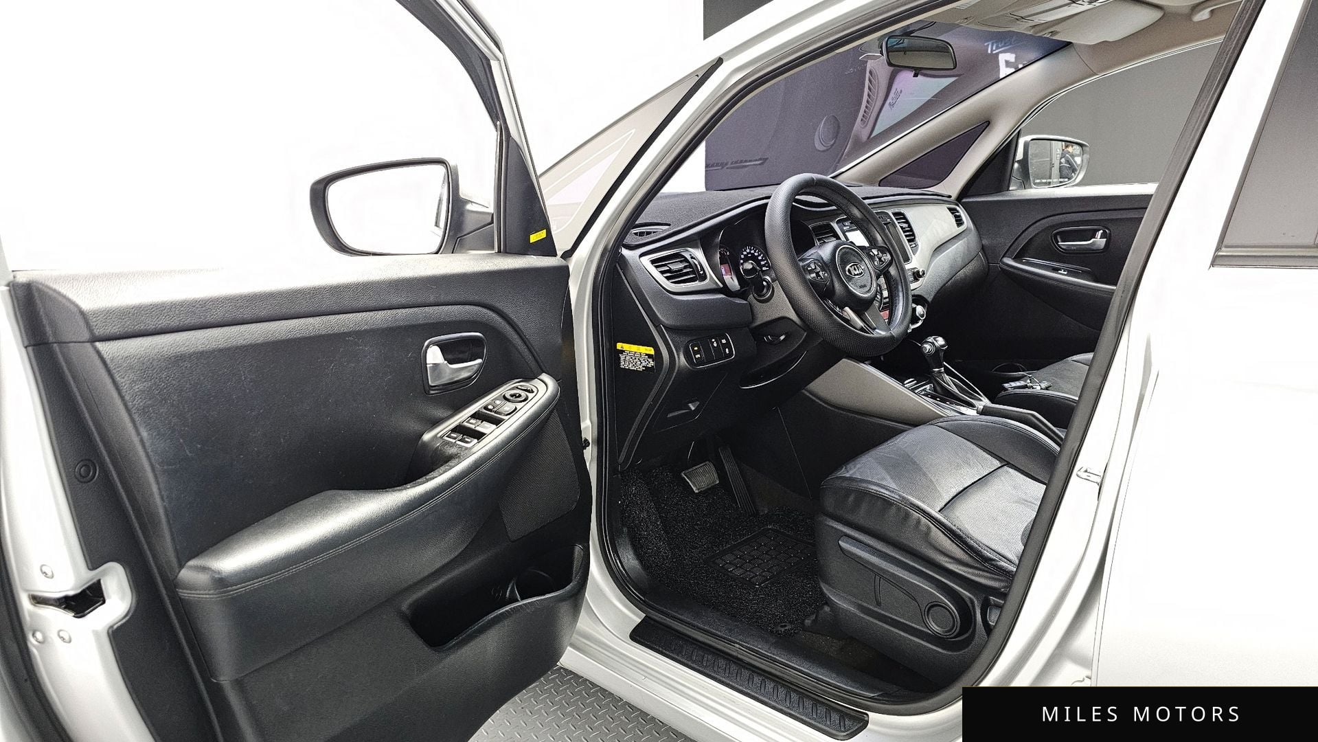 Kia Carens 2015 — миниатюра 11