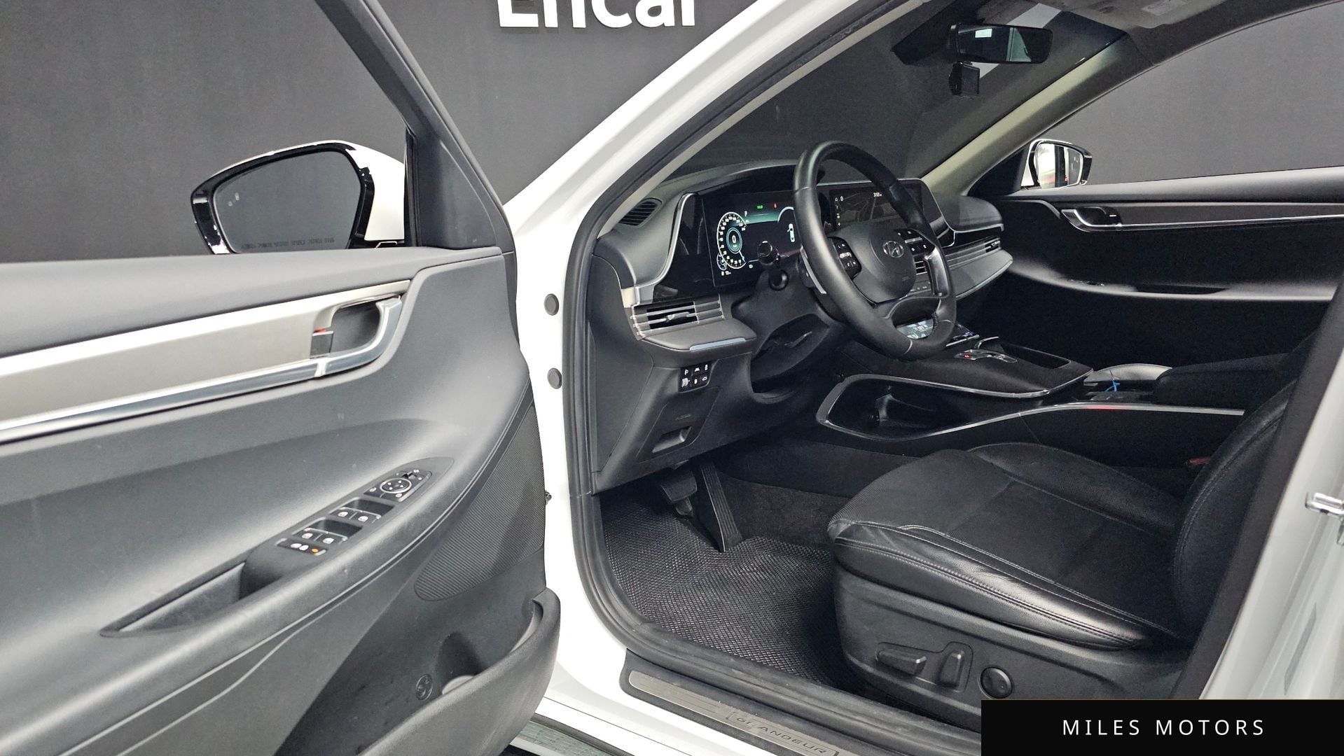 Hyundai Grandeur 2022 — миниатюра 10