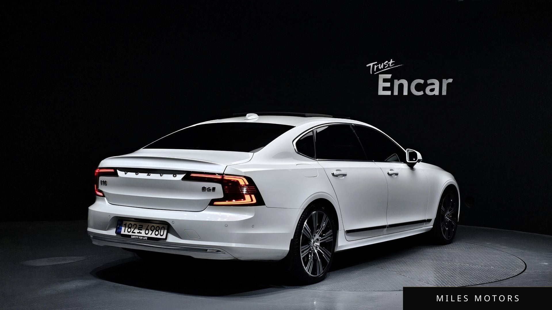 Volvo S90 2021 — миниатюра 2