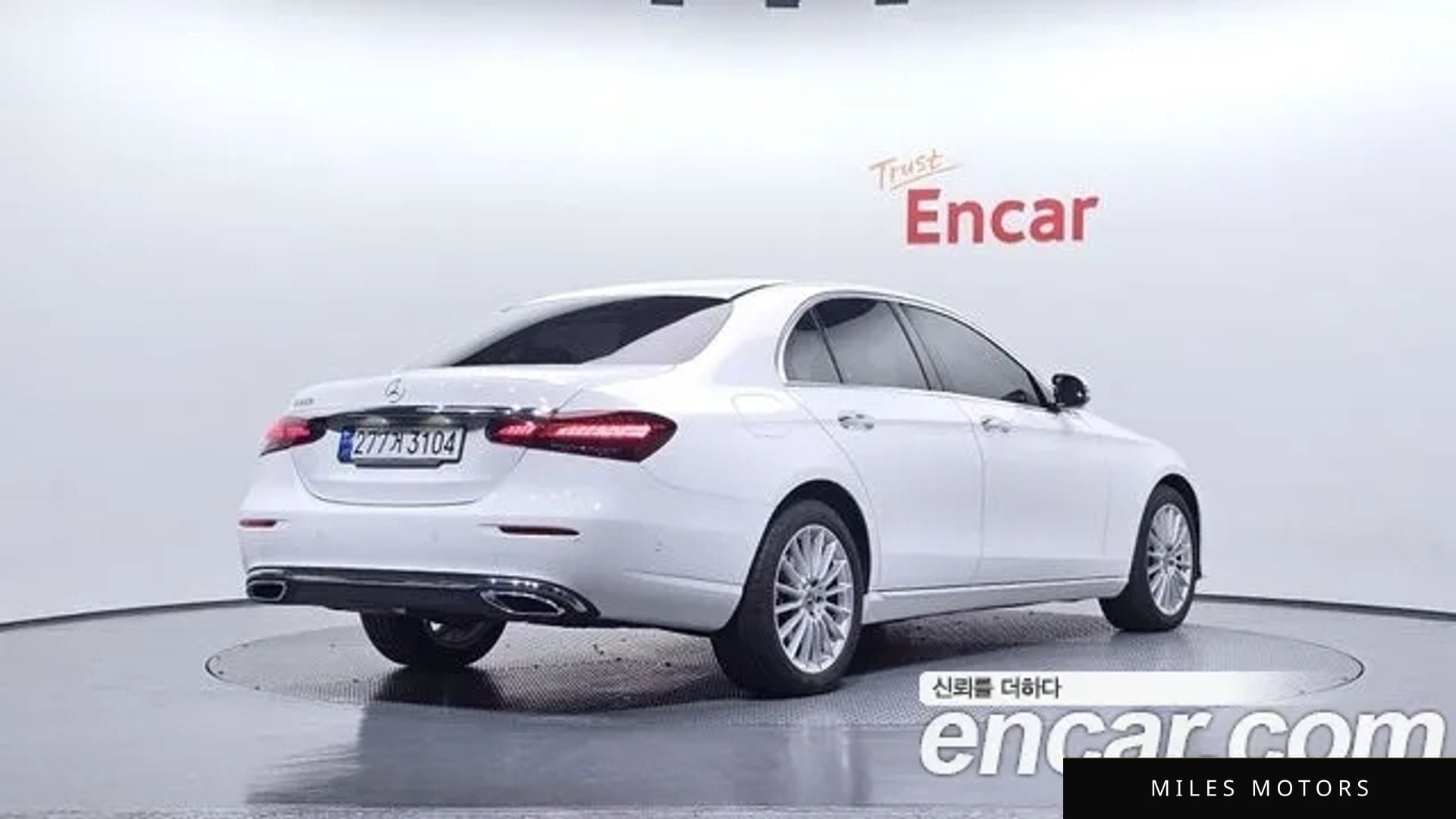 Mercedes-Benz E-Class W213 2023 — миниатюра 2