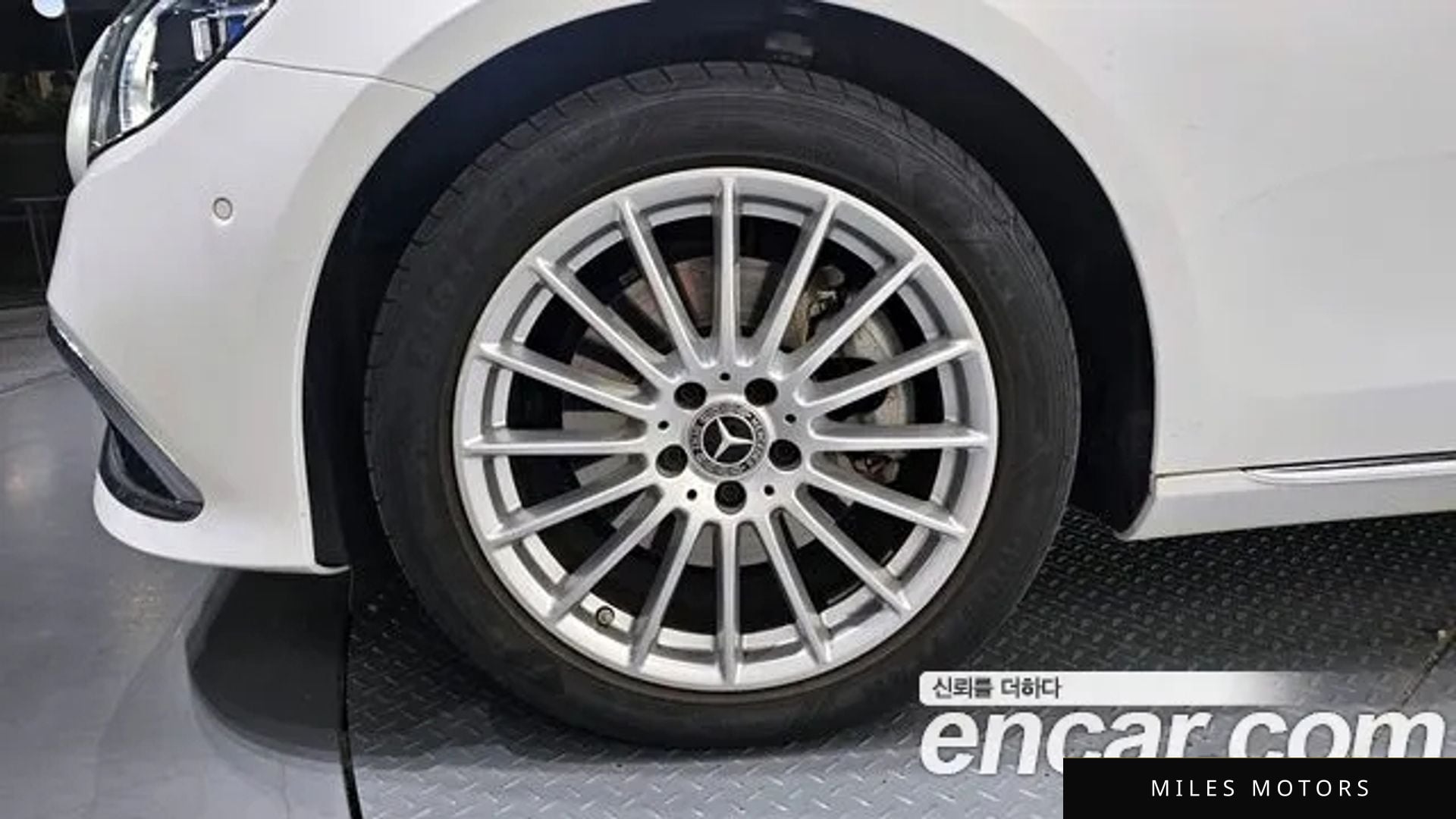 Mercedes-Benz E-Class W213 2023 — миниатюра 5
