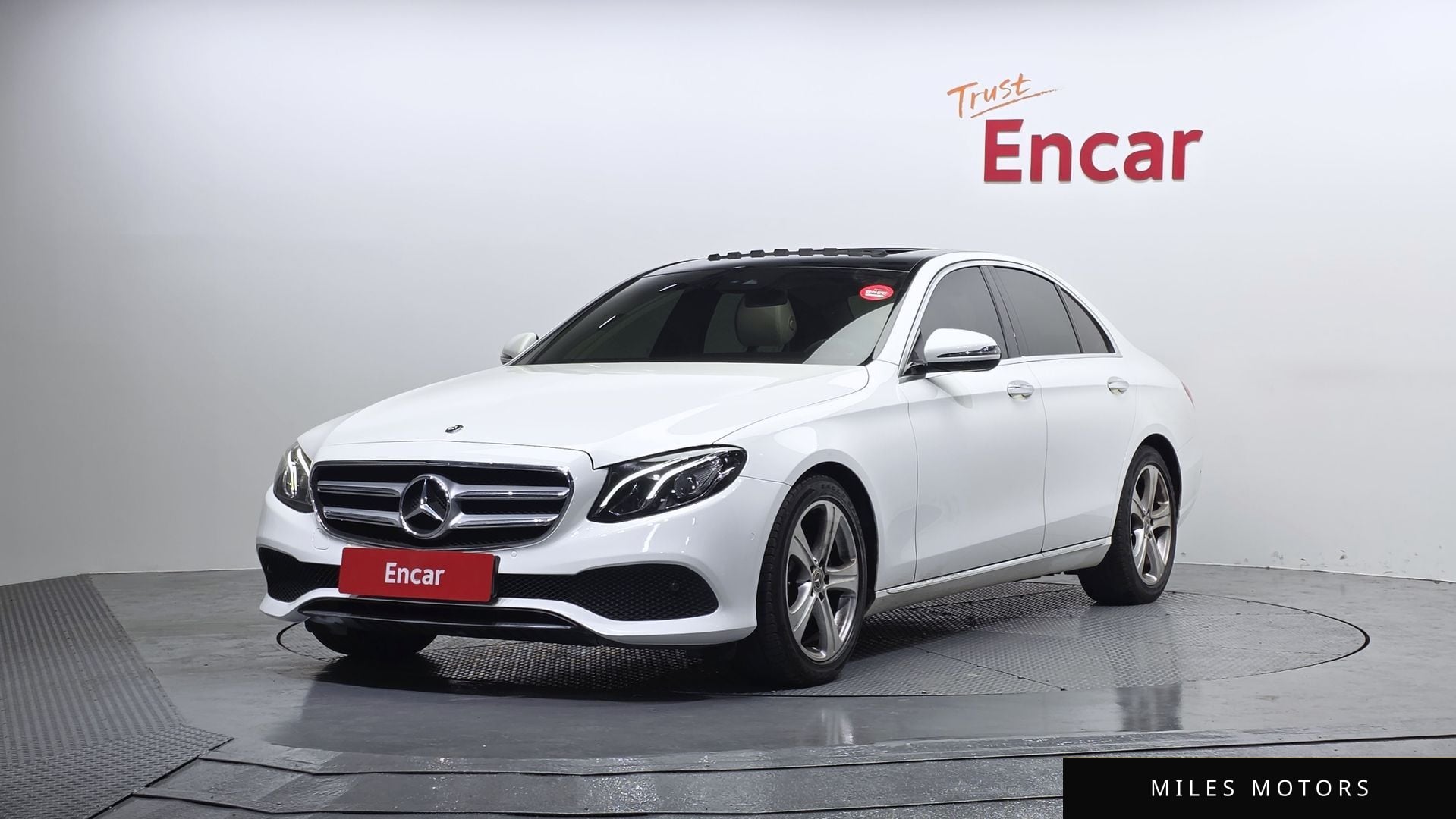 Mercedes-Benz E-Class W213 2018 — фото 1 из 12