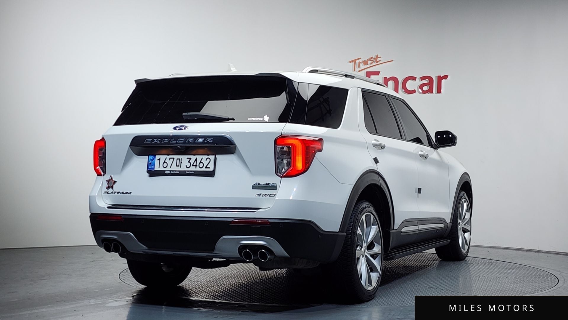 Ford Explorer 2022 — миниатюра 2