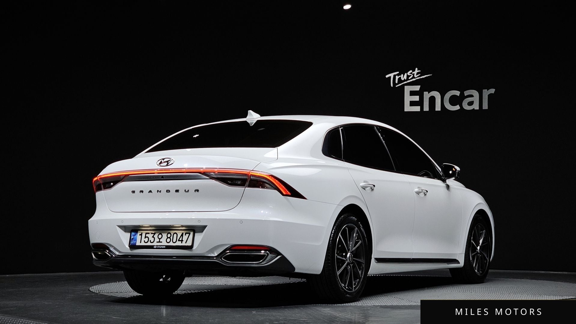 Hyundai Grandeur 2022 — миниатюра 2