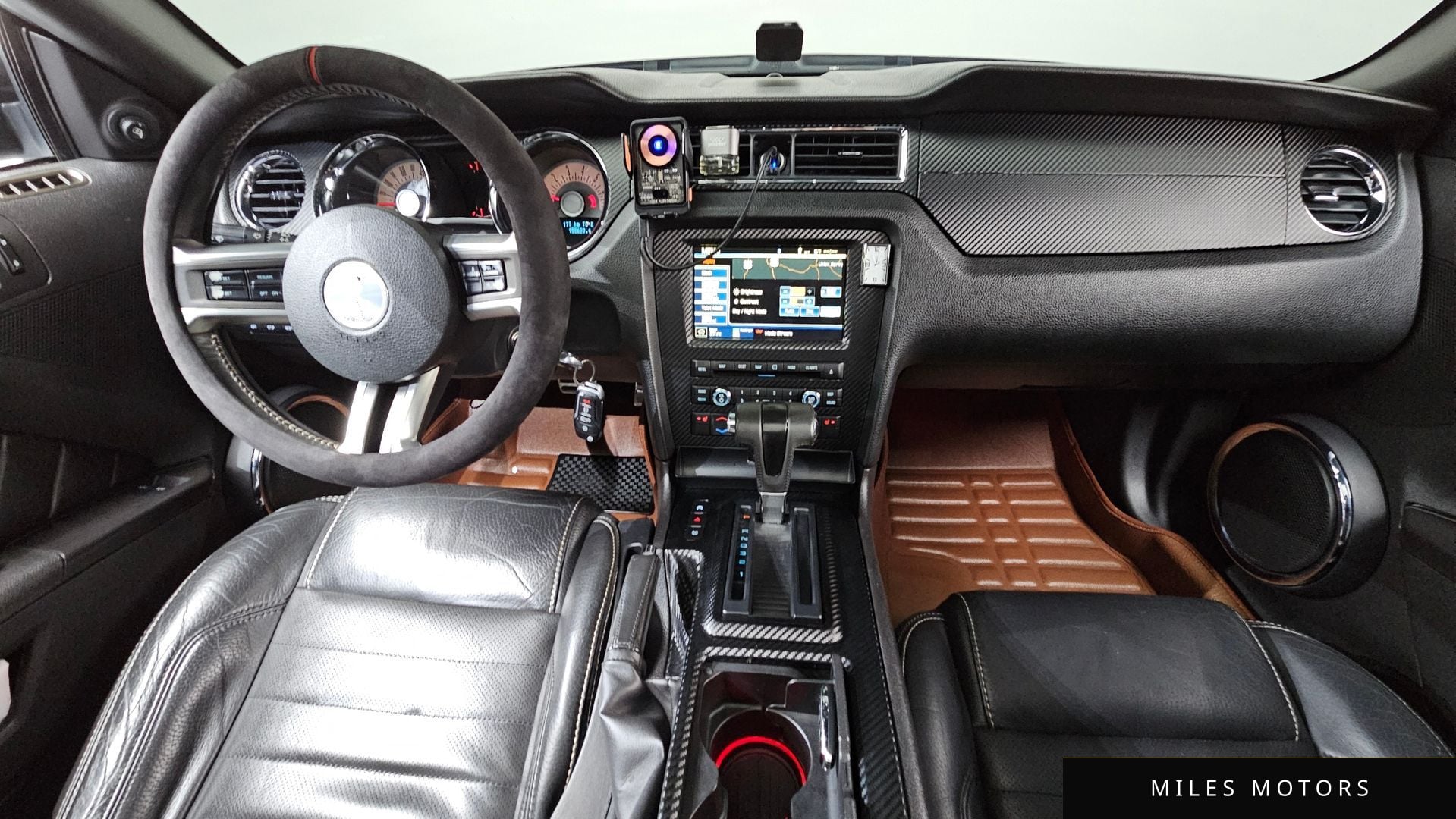 Ford Mustang 2010 — миниатюра 7