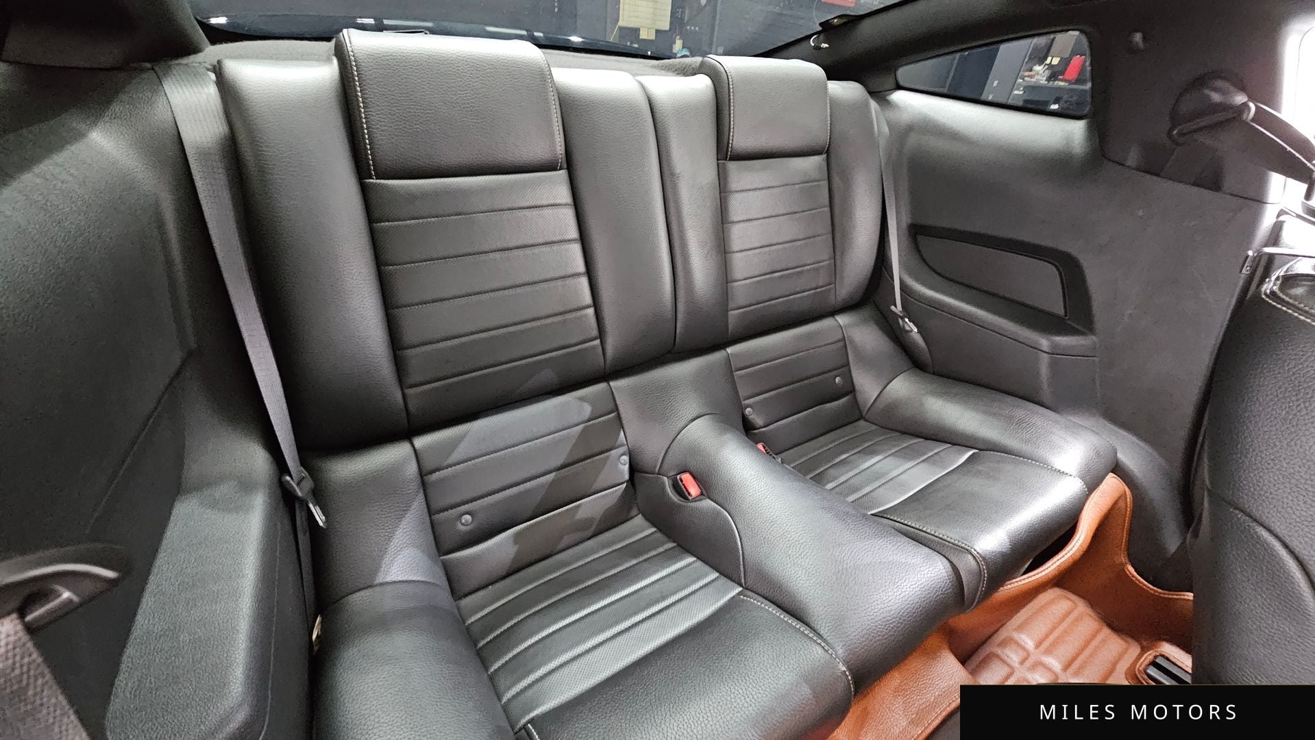 Ford Mustang 2010 — миниатюра 12