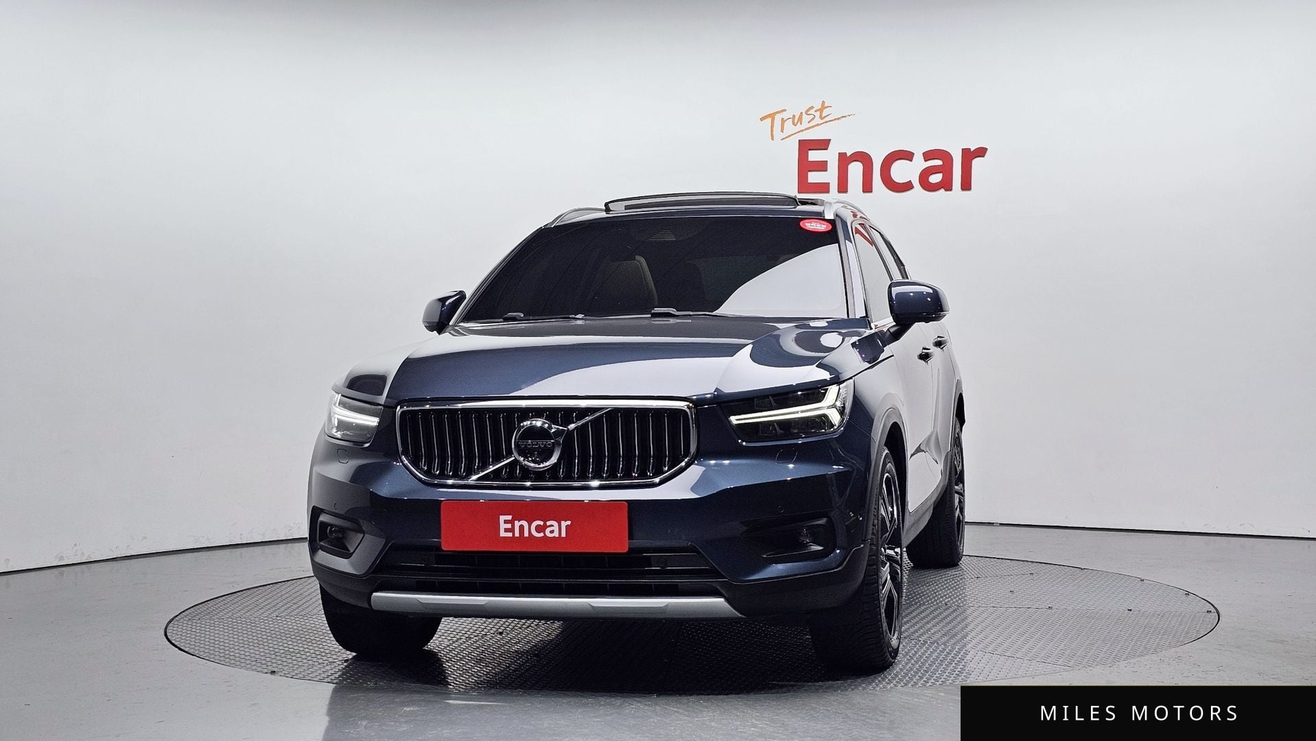 Volvo XC40 2021 — миниатюра 3