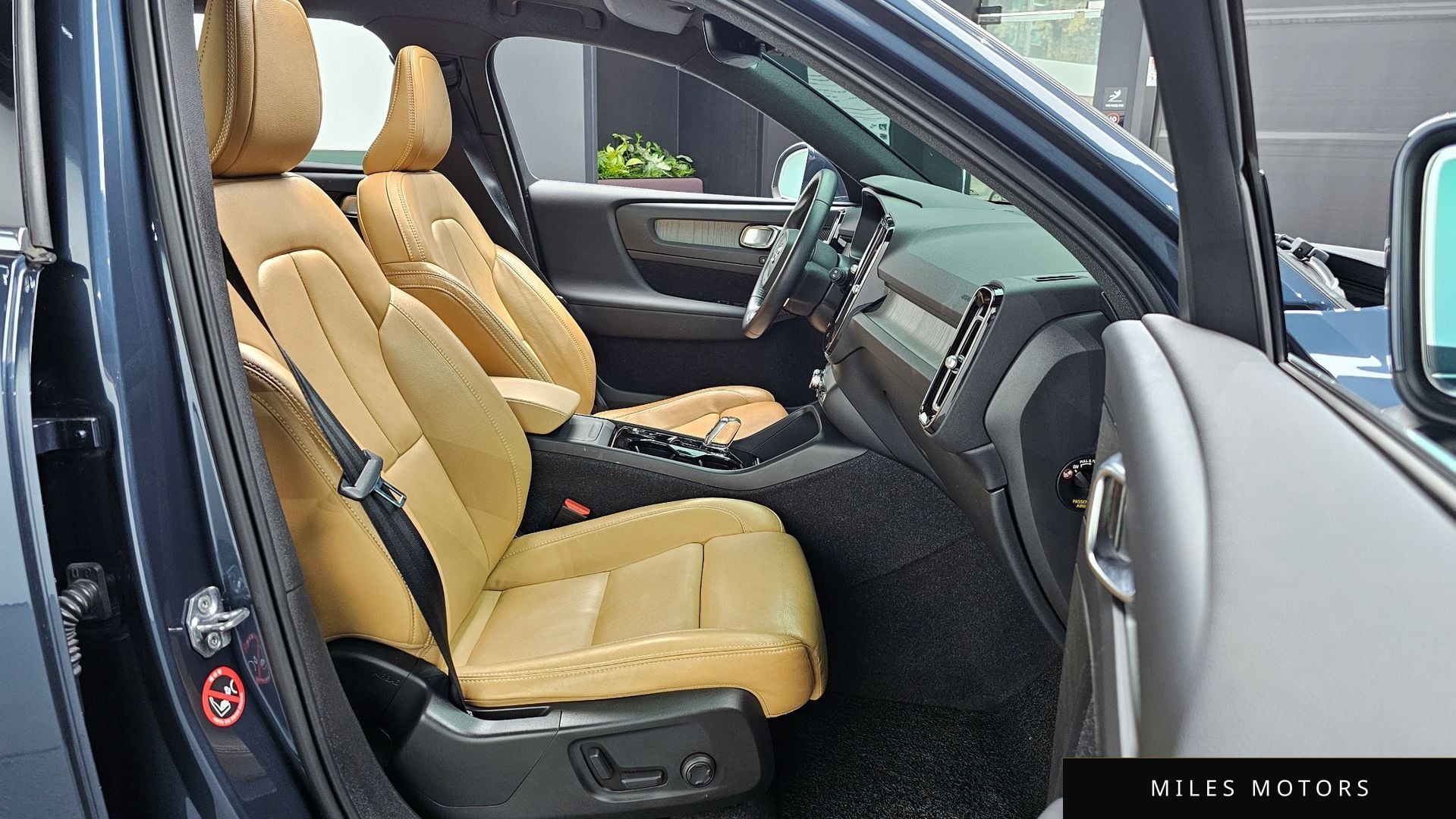 Volvo XC40 2021 — миниатюра 10