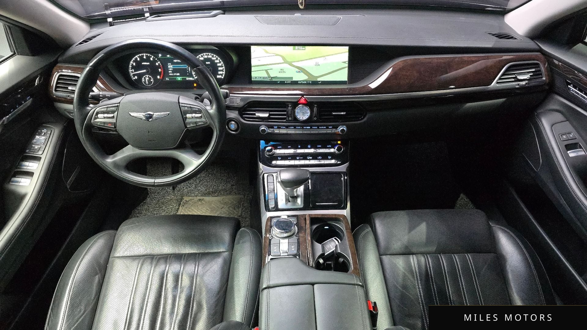 Genesis EQ900 2016 — миниатюра 7