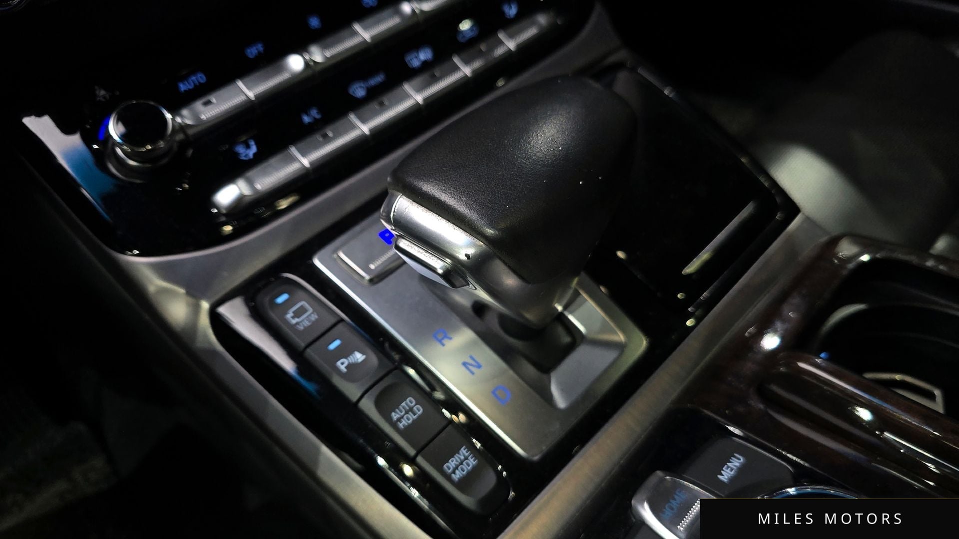 Genesis EQ900 2016 — миниатюра 9