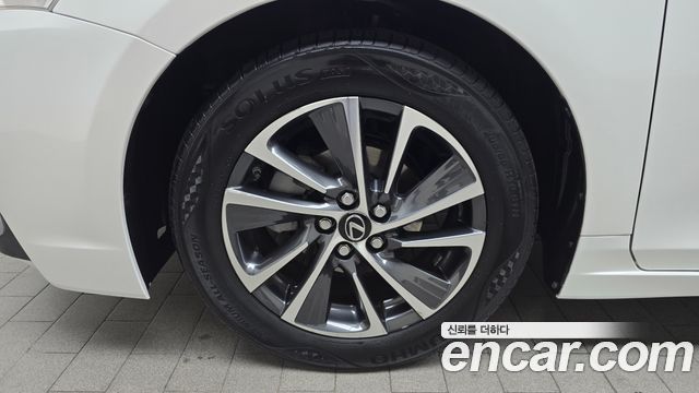 Лексус CT200h 2018 — миниатюра 5