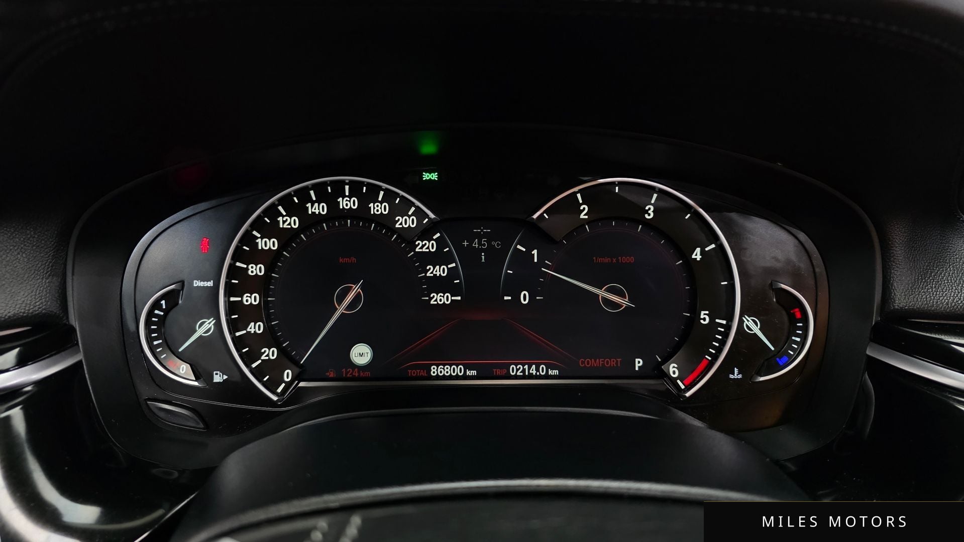 BMW 5 Series (G30) 2018 — миниатюра 8