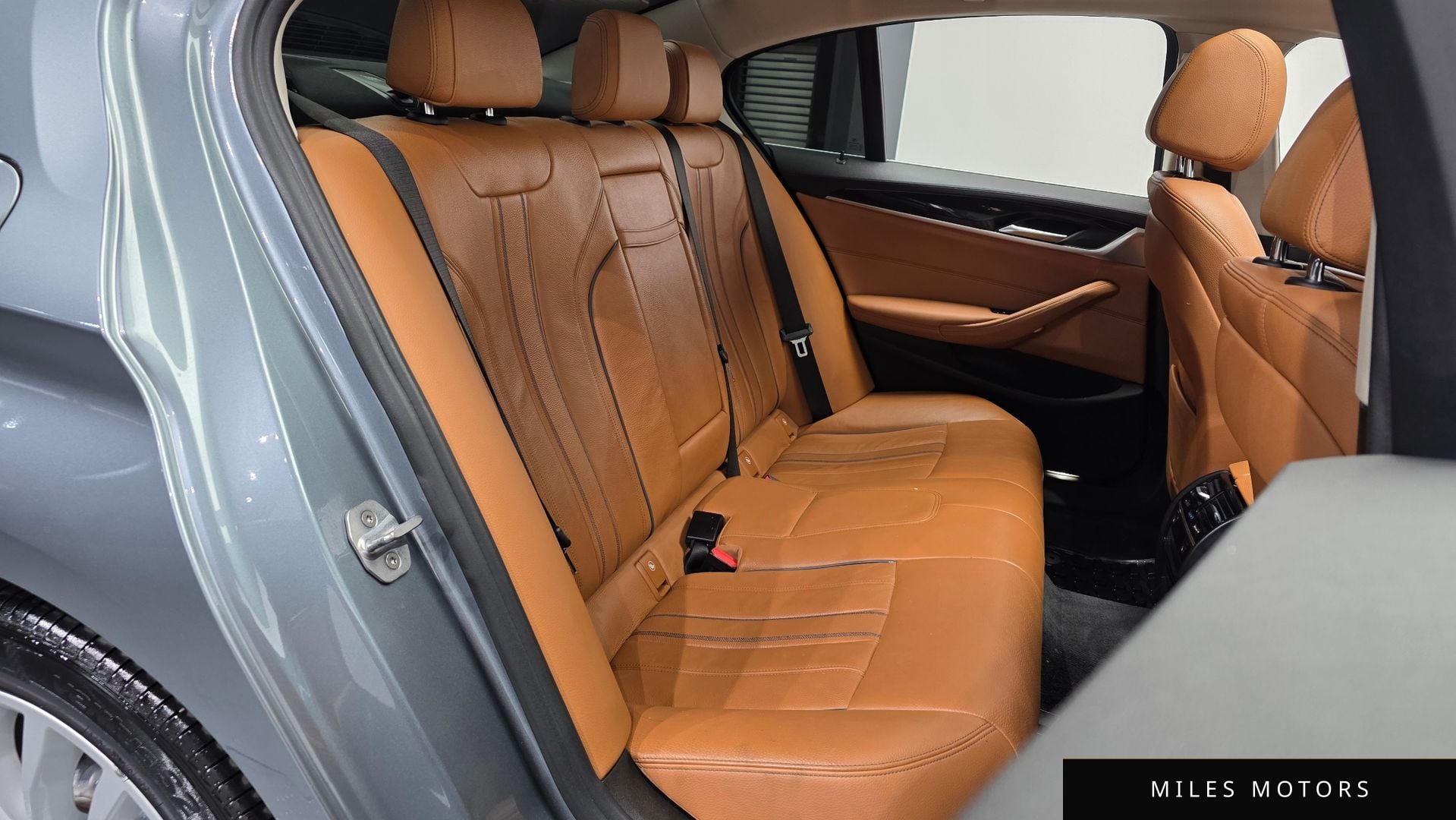 BMW 5 Series (G30) 2018 — миниатюра 12