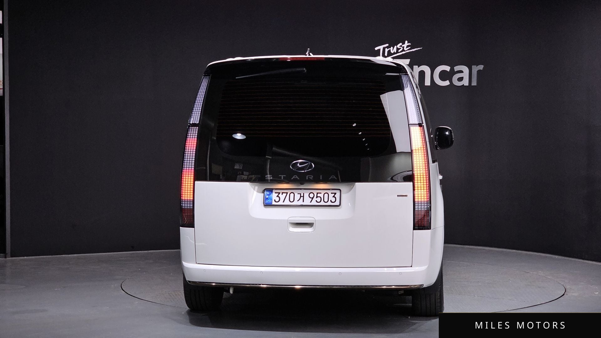 Hyundai Staria 2024 — миниатюра 4