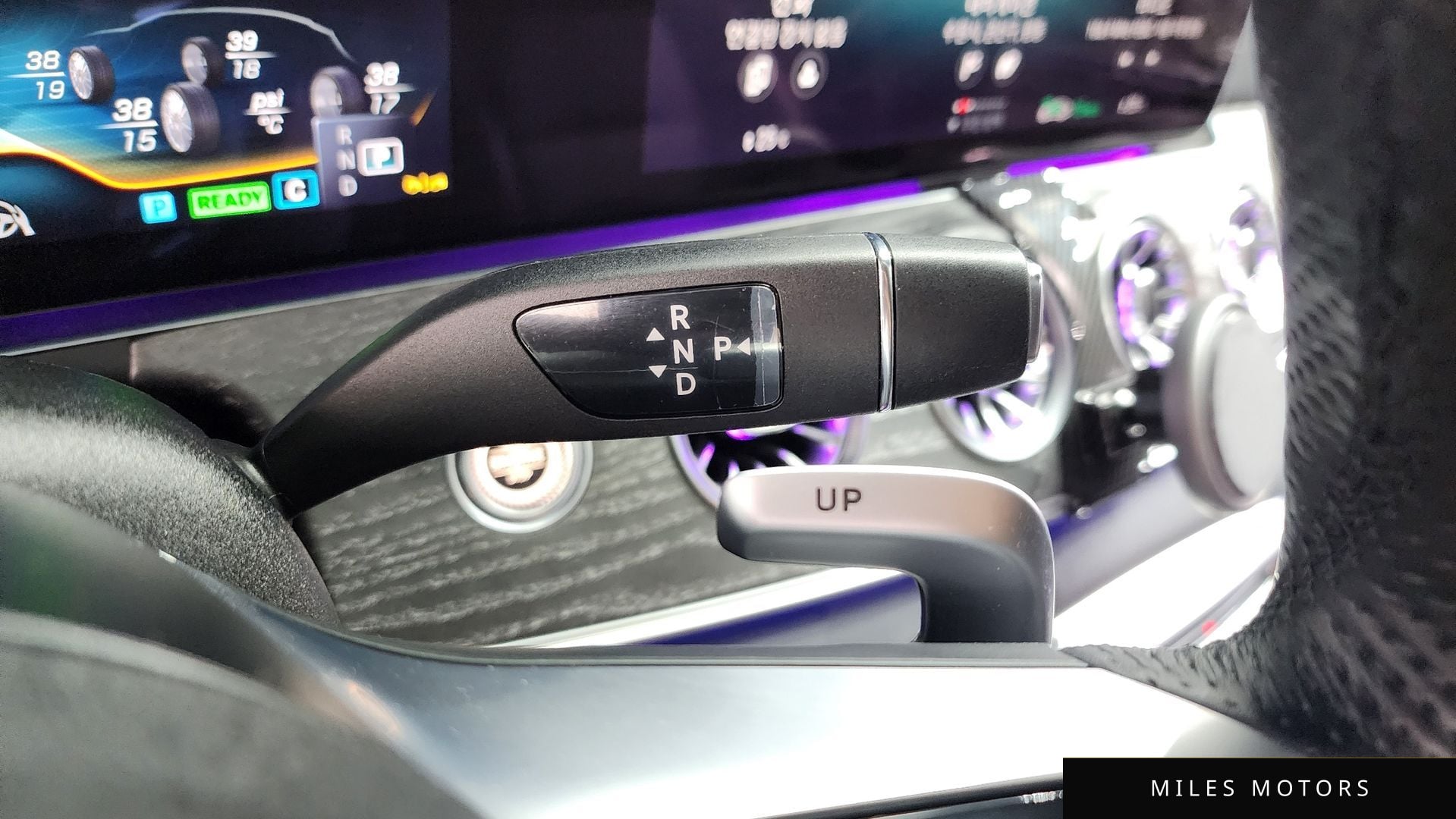 Mercedes-Benz AMG GT 2023 — миниатюра 9