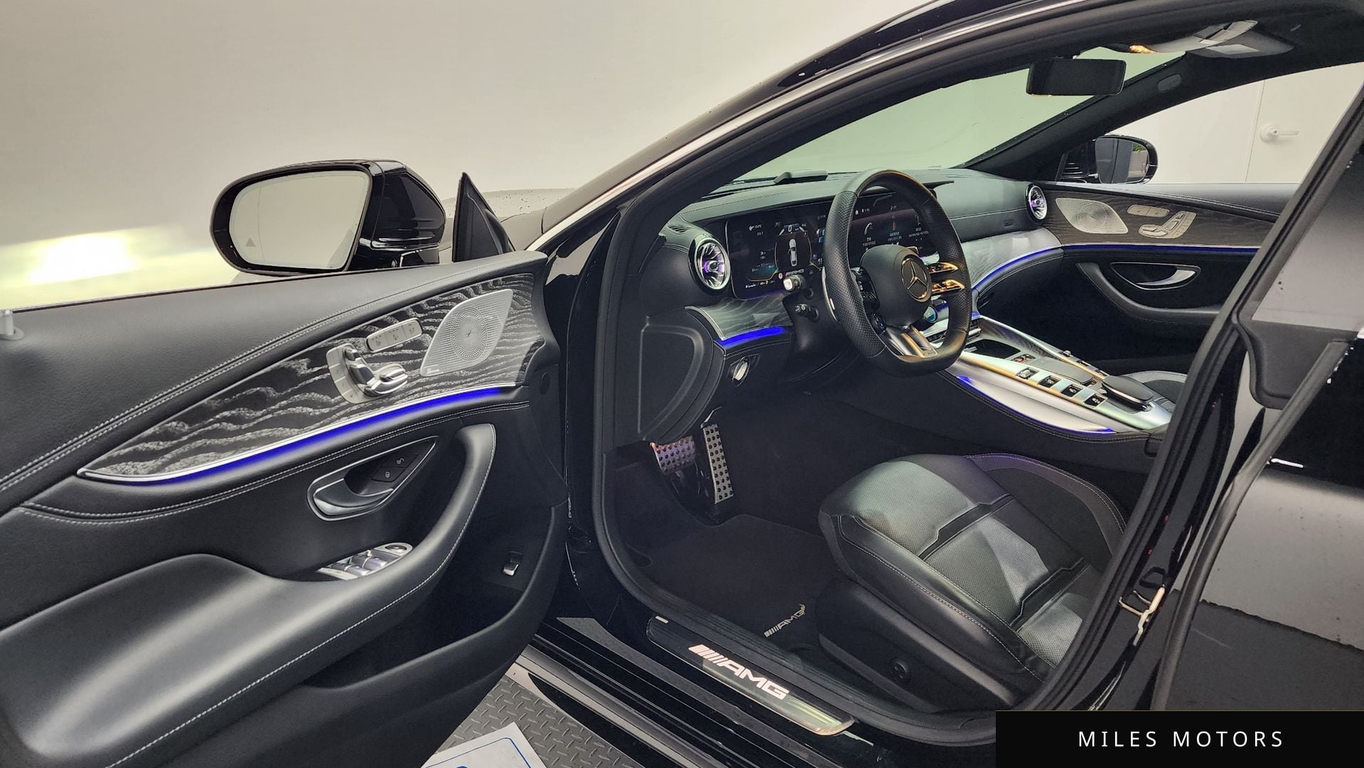 Mercedes-Benz AMG GT 2023 — миниатюра 10