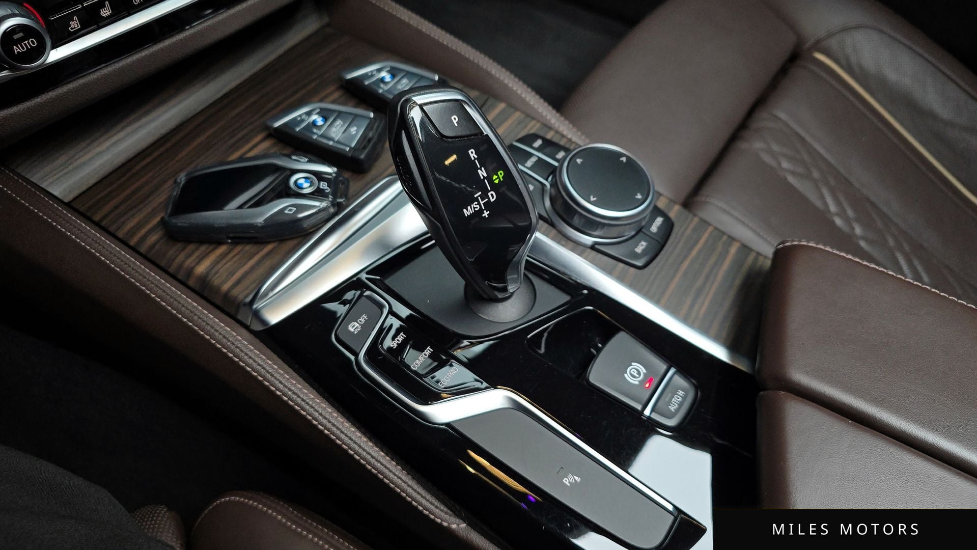 BMW 5 Series (G30) 2018 — миниатюра 9