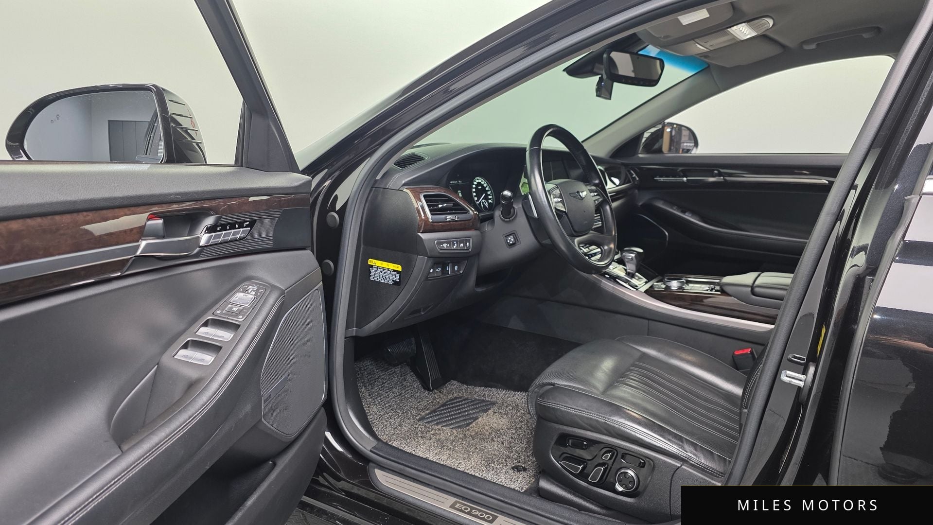 Genesis EQ900 2018 — миниатюра 12