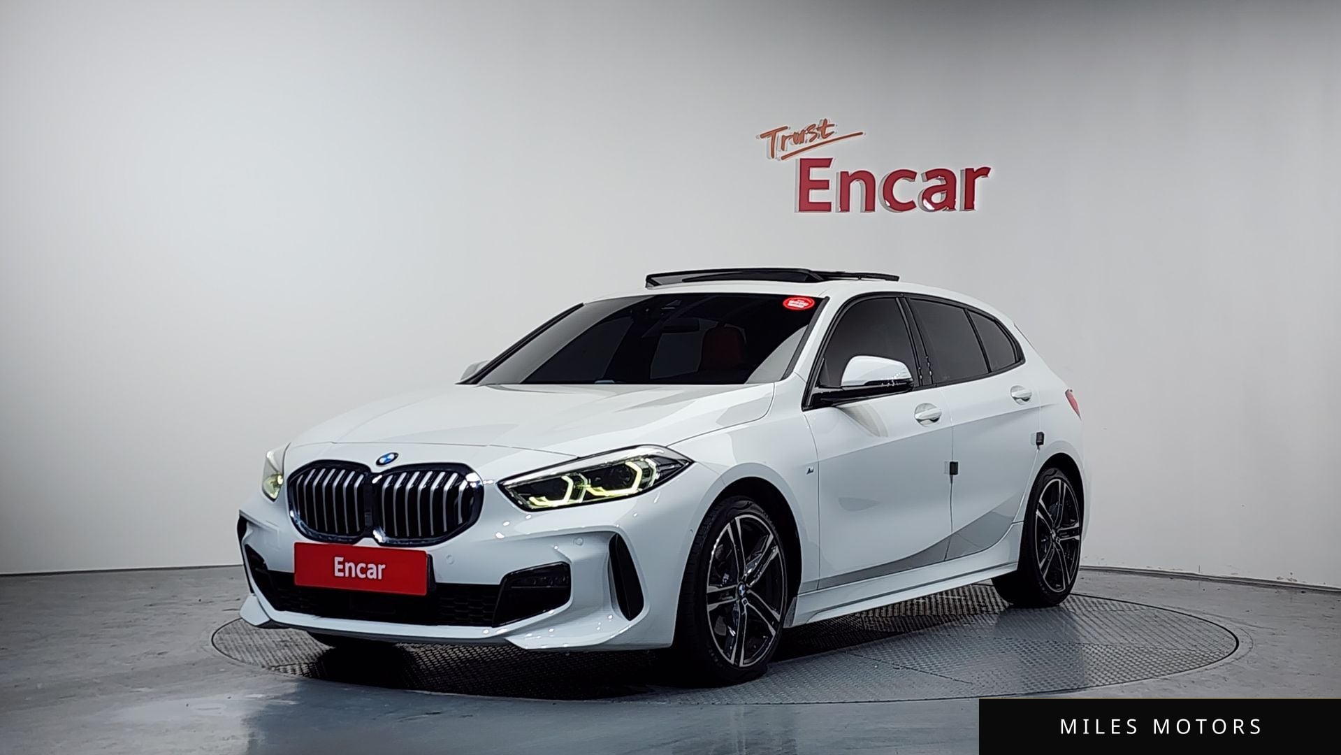 BMW 1 Series (F40) 2021 — фото 1 из 12