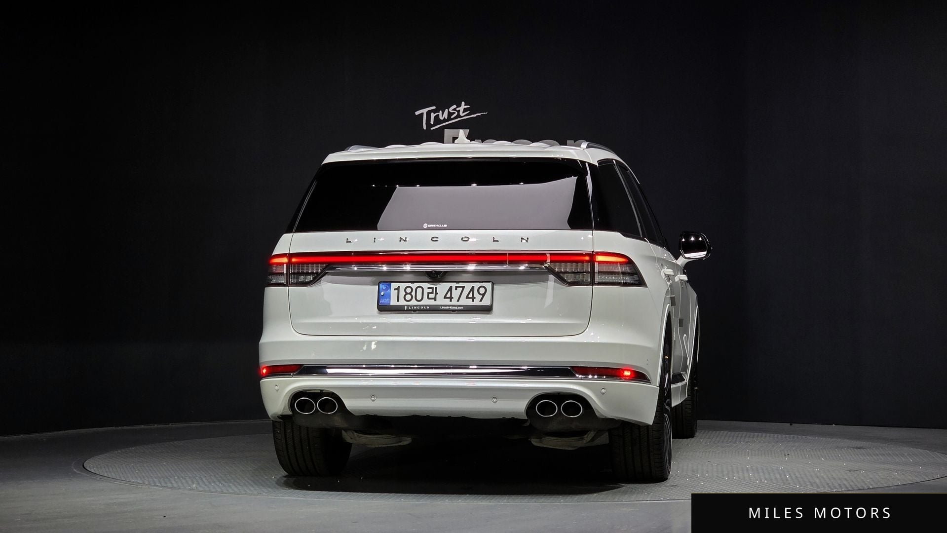 Lincoln Aviator 2023 — миниатюра 4