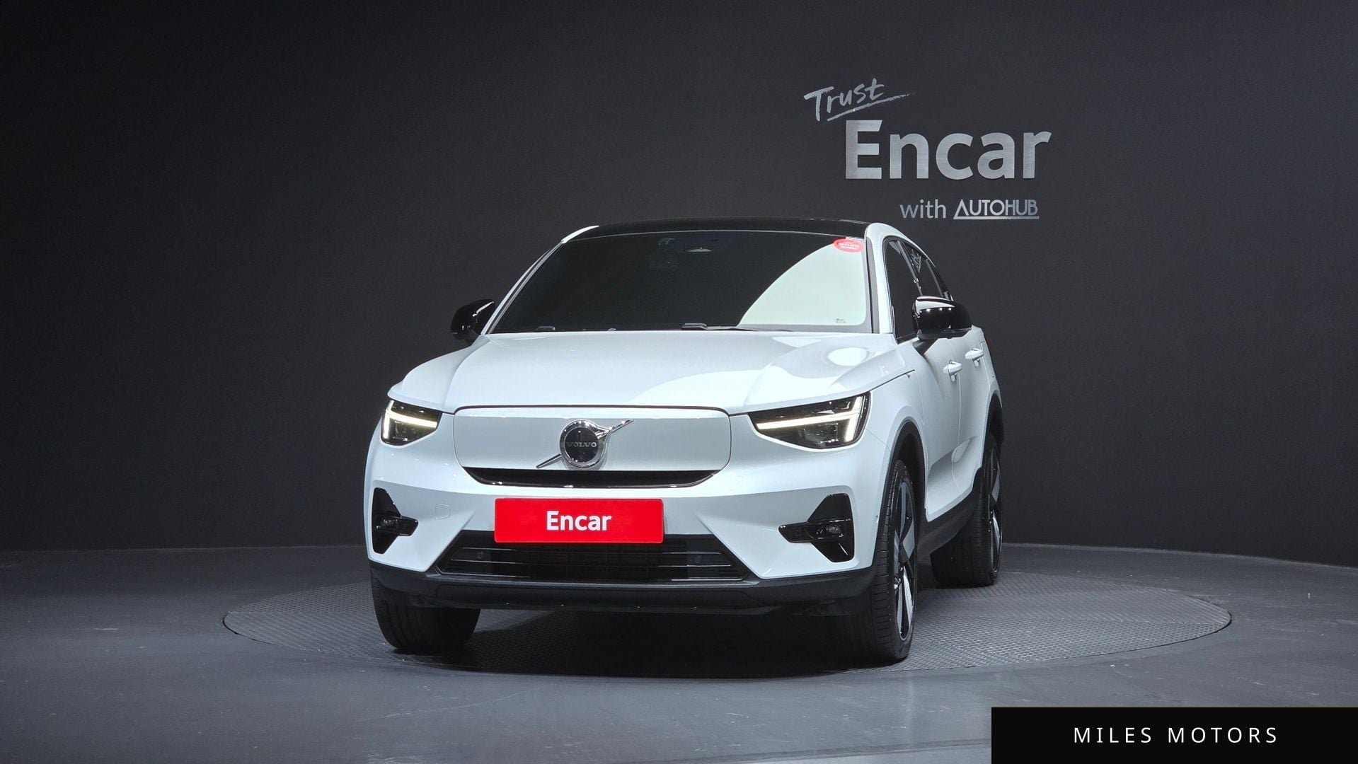 Volvo C40 리차지 2023 — миниатюра 3