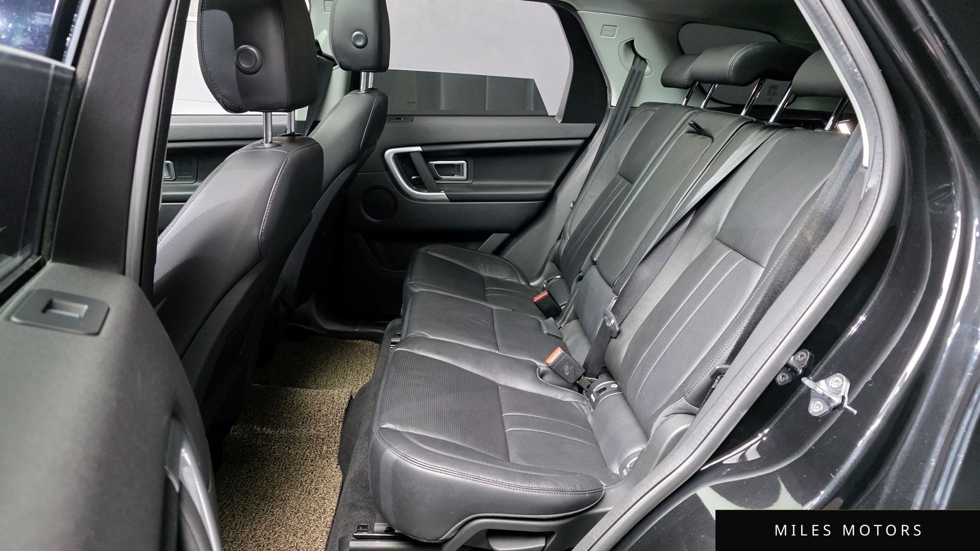 Land Rover Discovery Sport 2019 — миниатюра 12