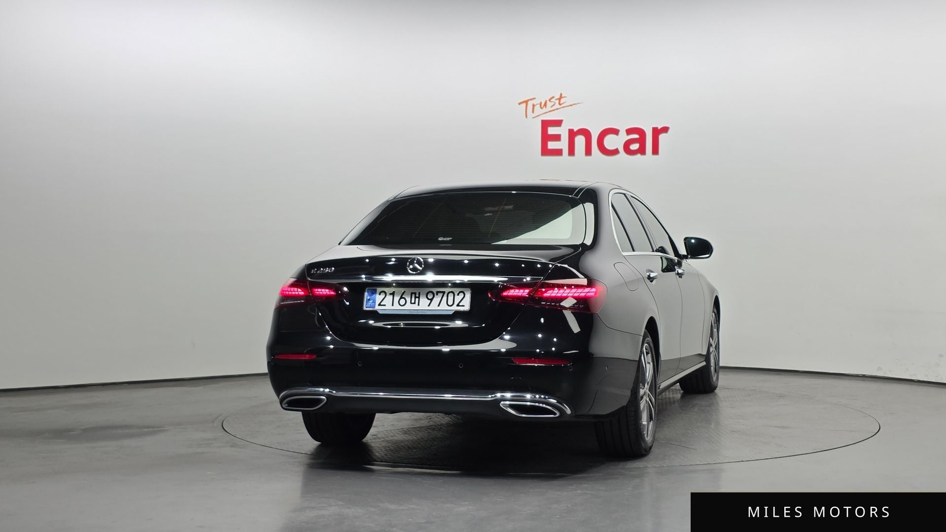 Mercedes-Benz E-Class W213 2023 — миниатюра 4