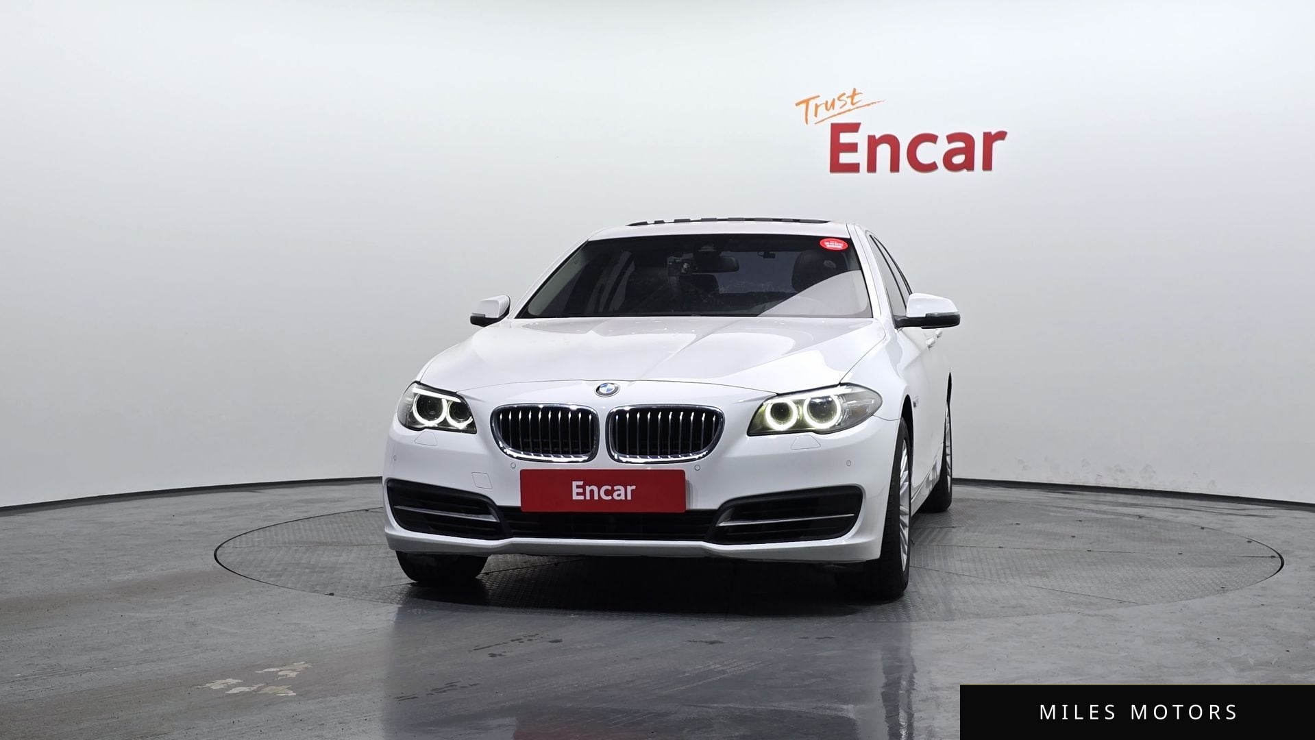 BMW 5 Series (F10) 2014 — миниатюра 3