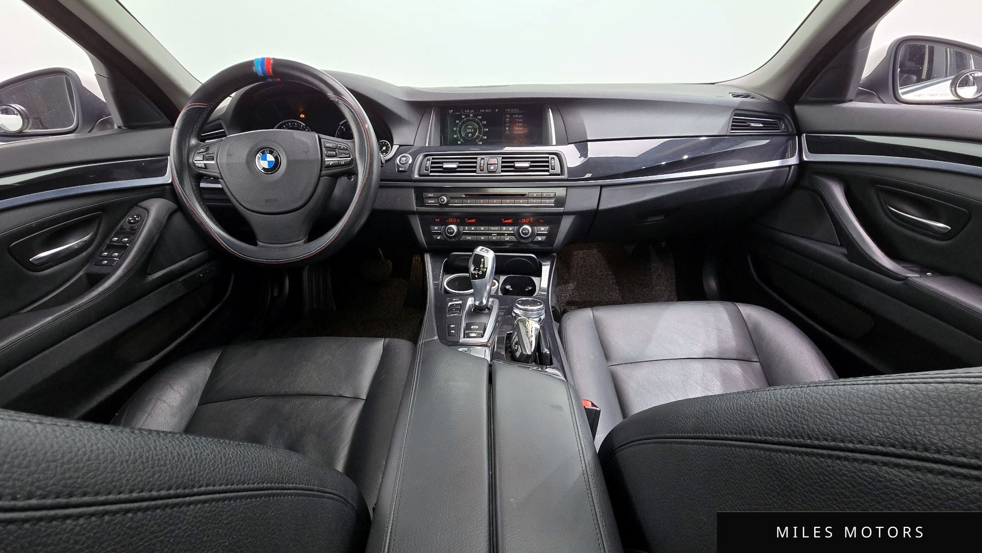 BMW 5 Series (F10) 2014 — миниатюра 7