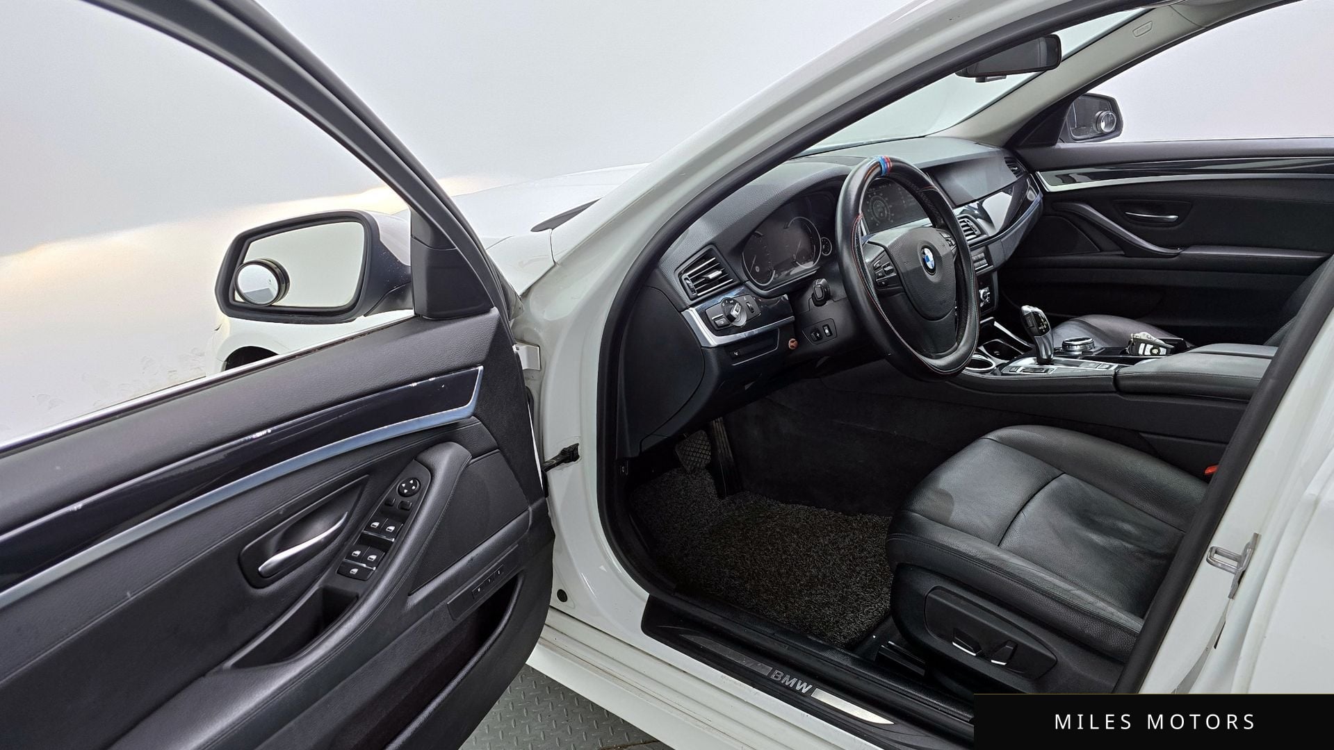 BMW 5 Series (F10) 2014 — миниатюра 10