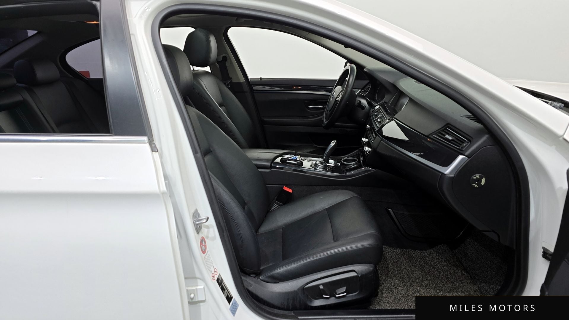 BMW 5 Series (F10) 2014 — миниатюра 11