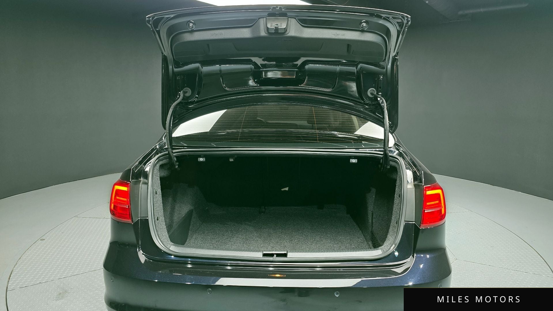 Volkswagen 제타 2015 — миниатюра 20