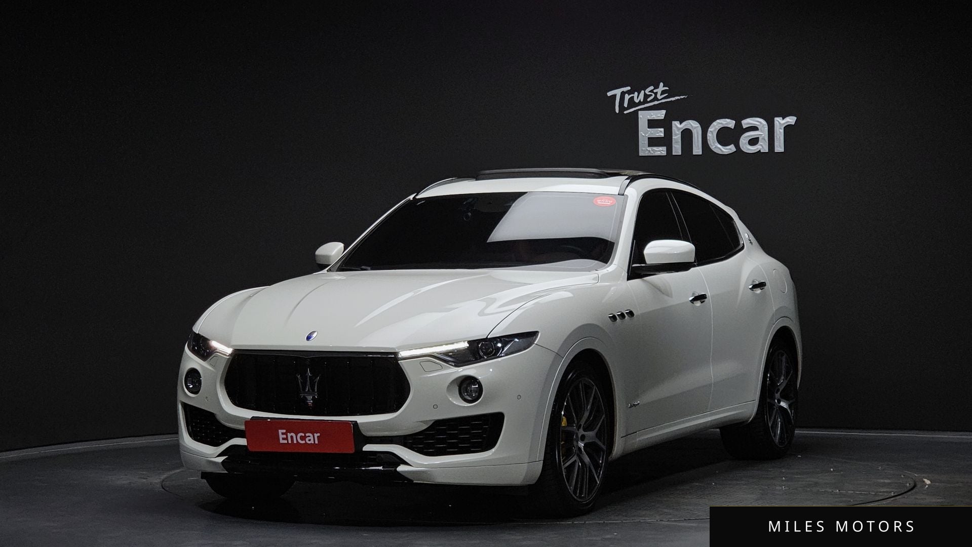 Maserati Levante 2018 — фото 1 из 12