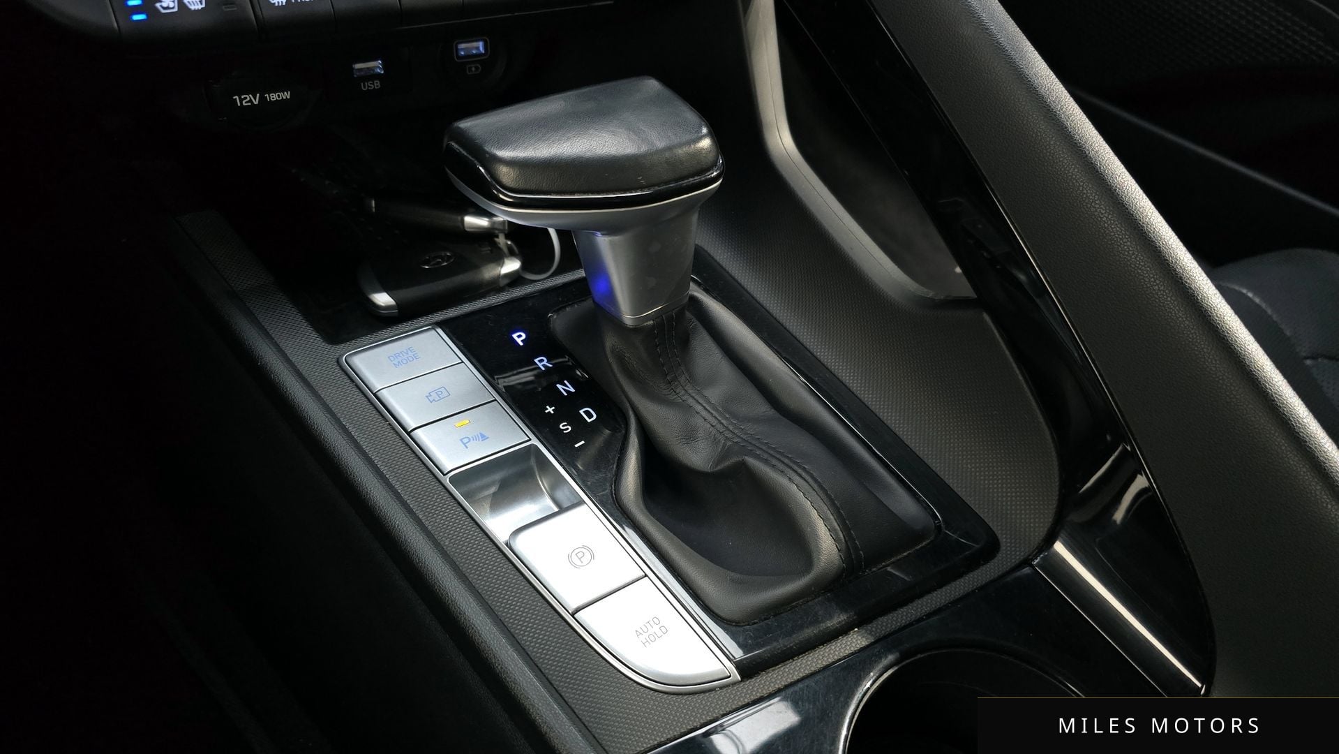 Hyundai AVANTE 2021 — миниатюра 9