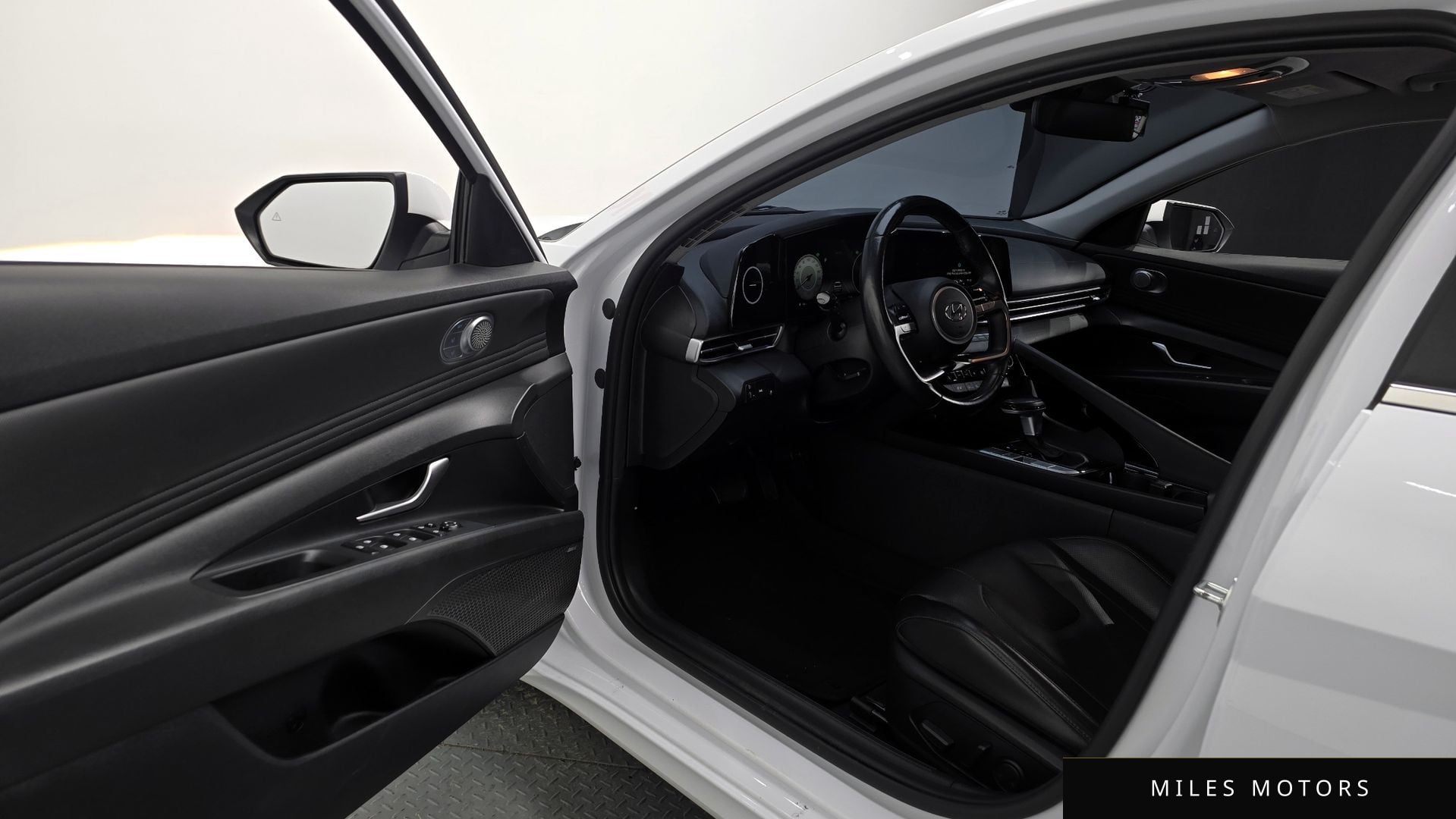Hyundai AVANTE 2021 — миниатюра 11