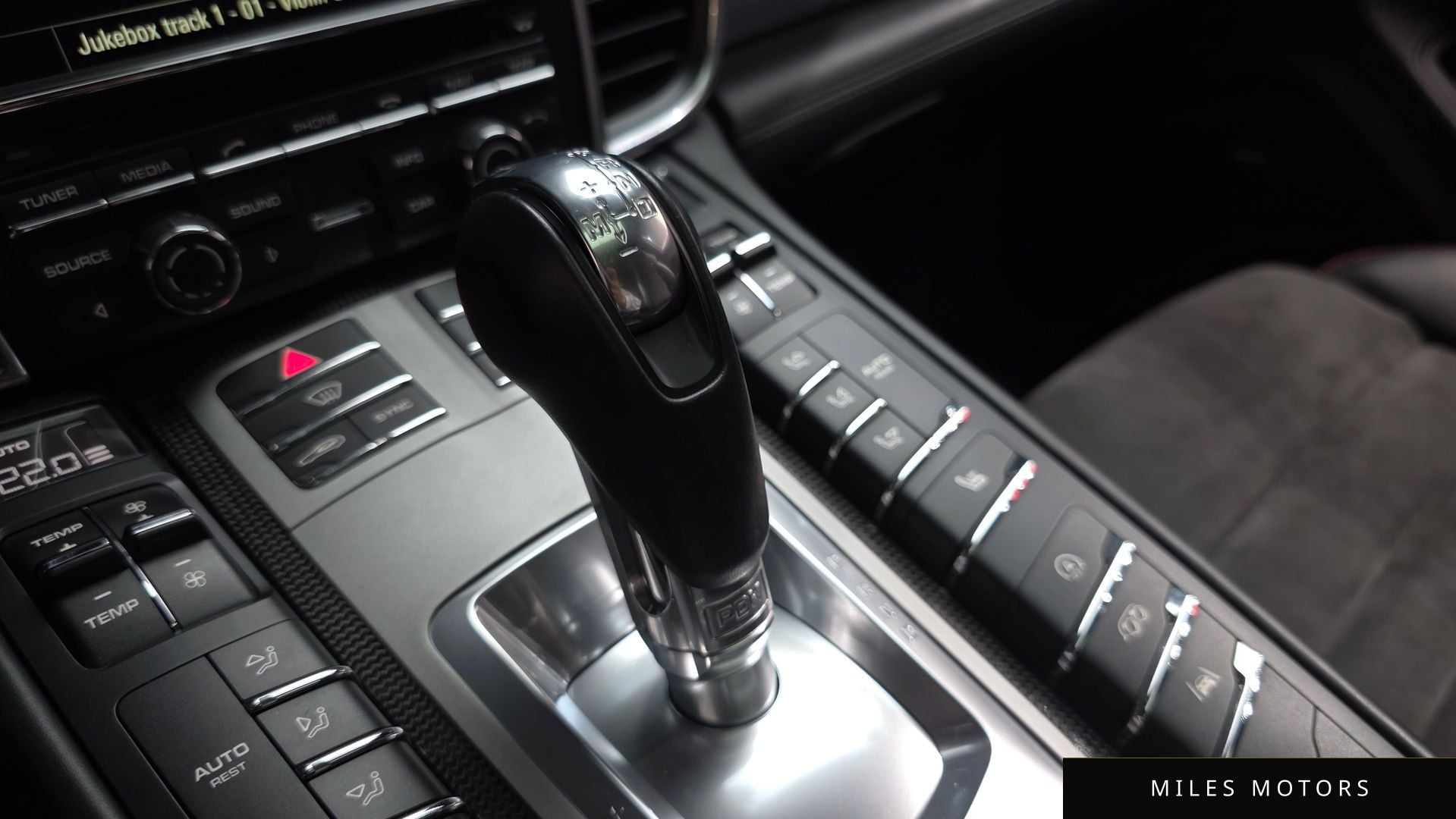 Porsche 파나메라 2016 — миниатюра 8