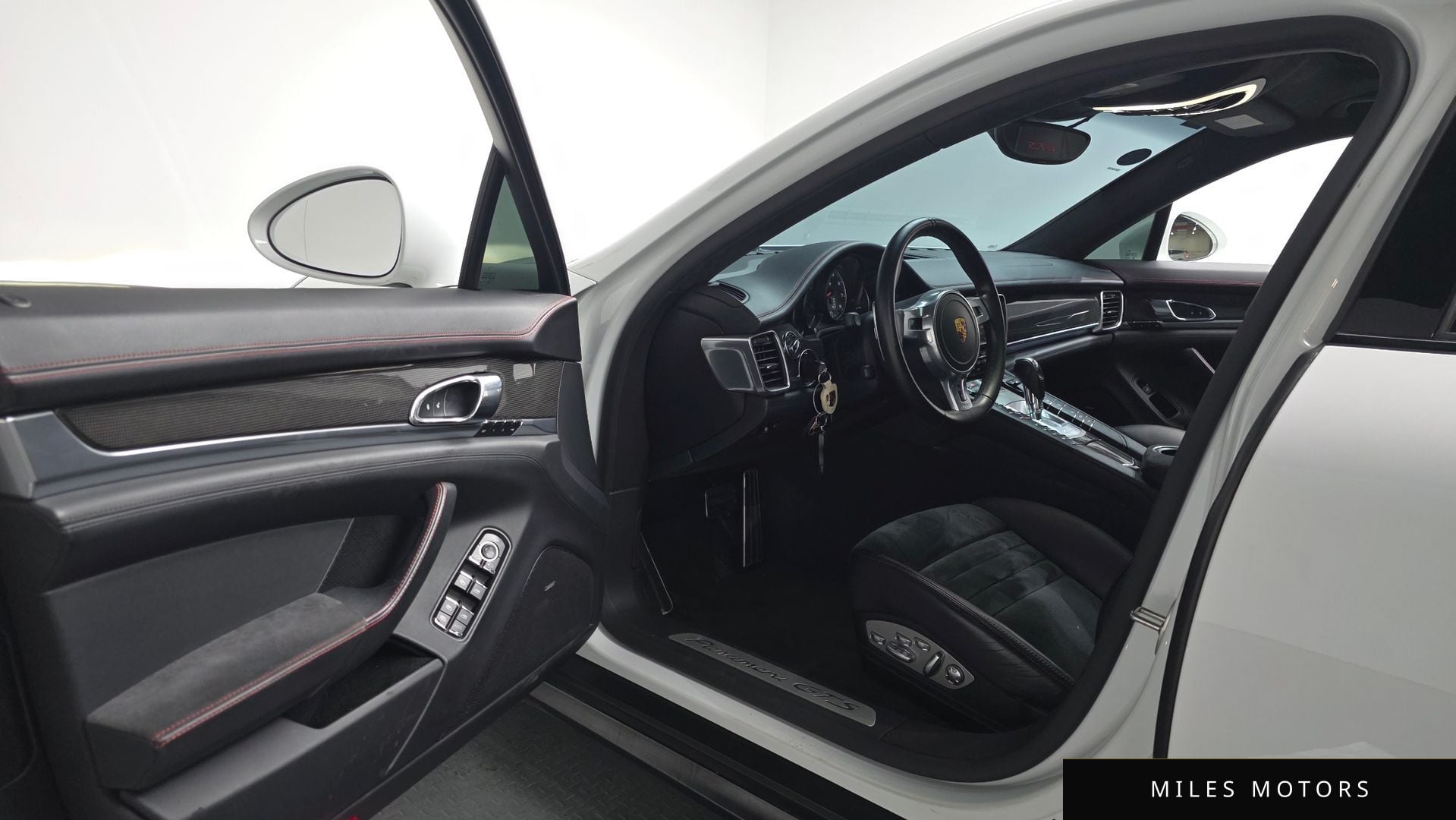 Porsche 파나메라 2016 — миниатюра 11
