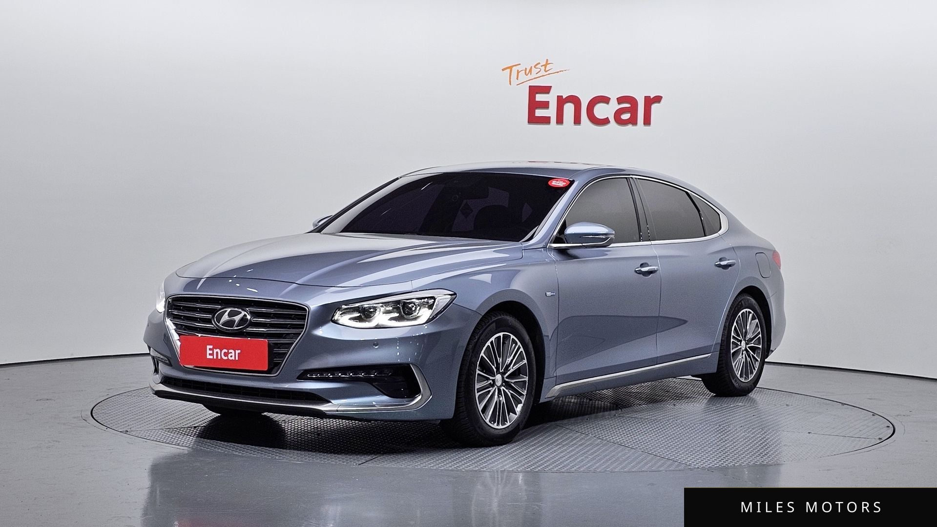 Hyundai Grandeur 2019 — фото 1 из 12