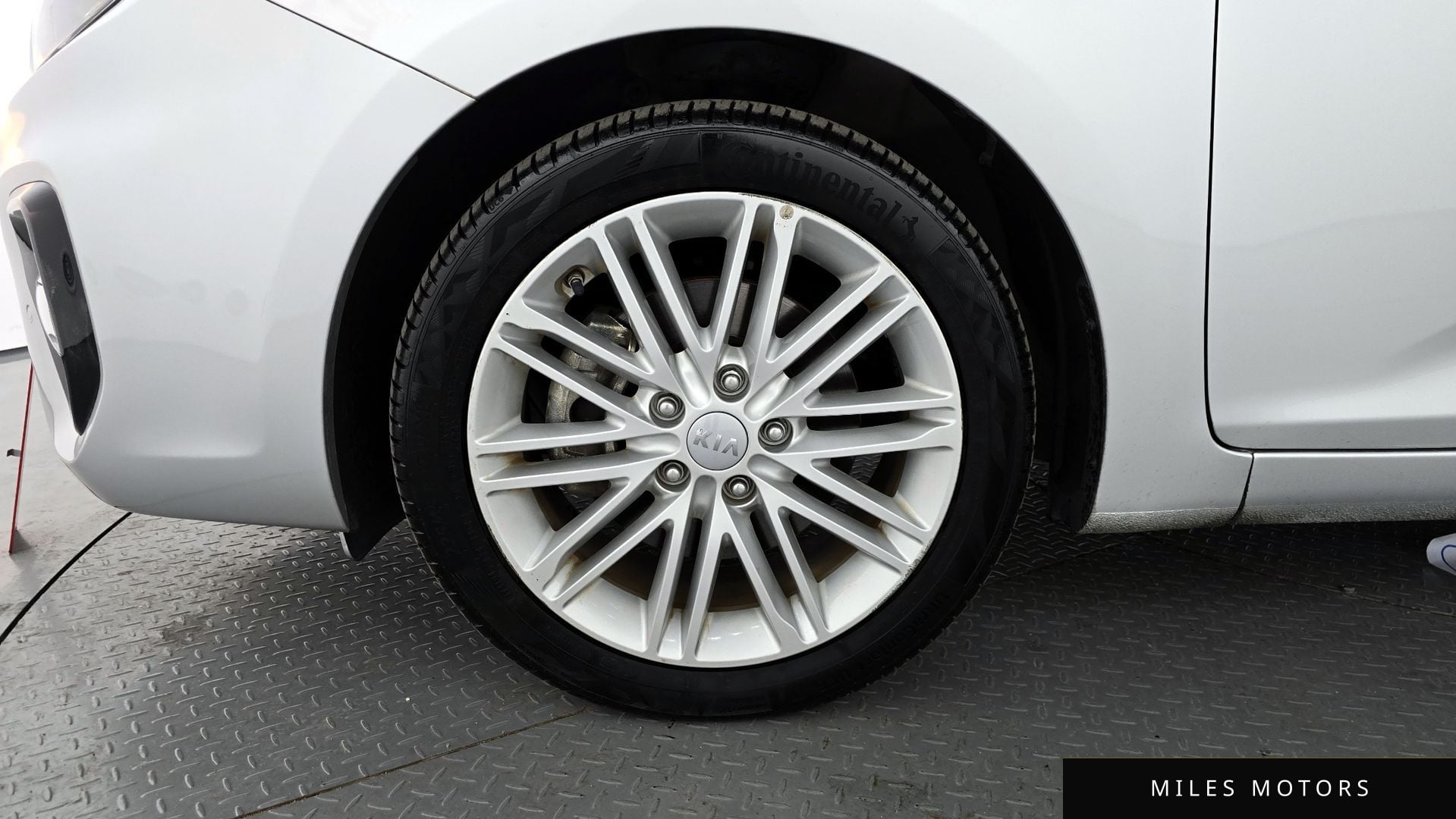 Kia Carens 2017 — миниатюра 5