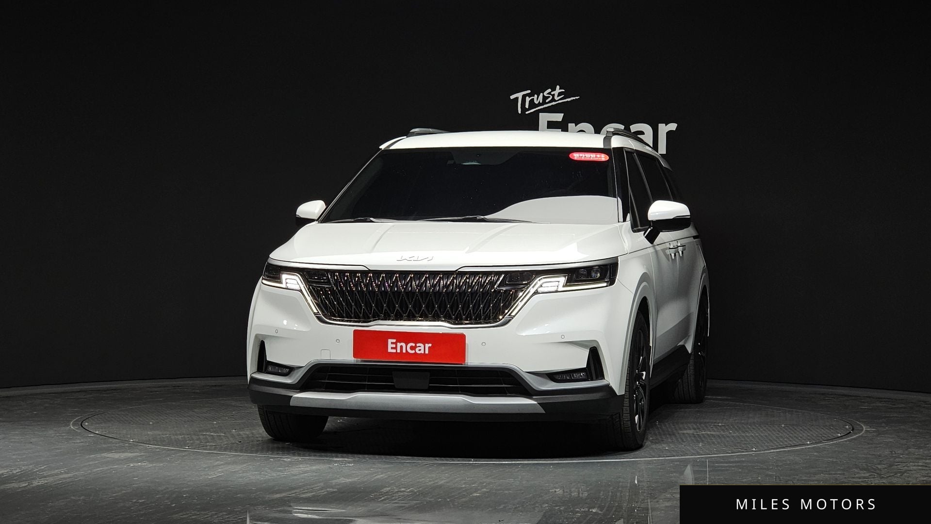 Kia Carnival 2023 — миниатюра 2