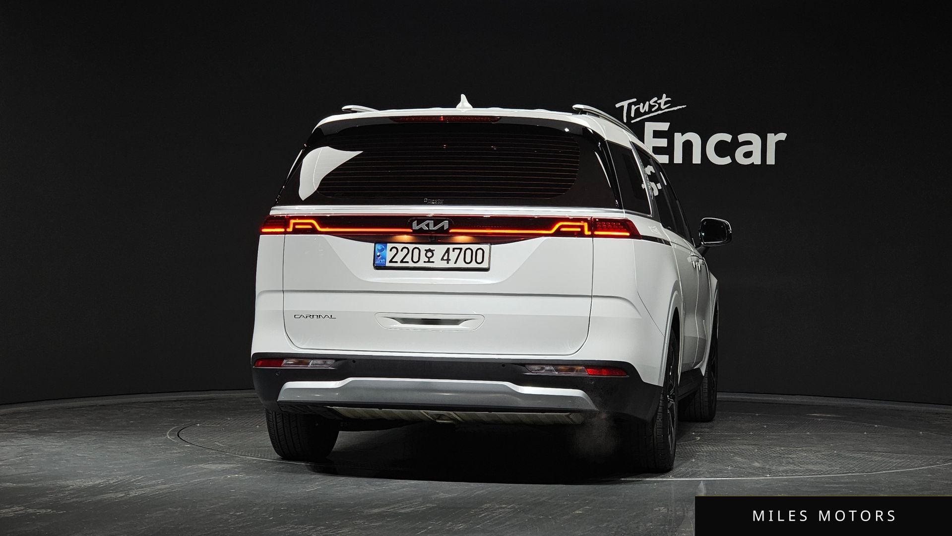 Kia Carnival 2023 — миниатюра 3