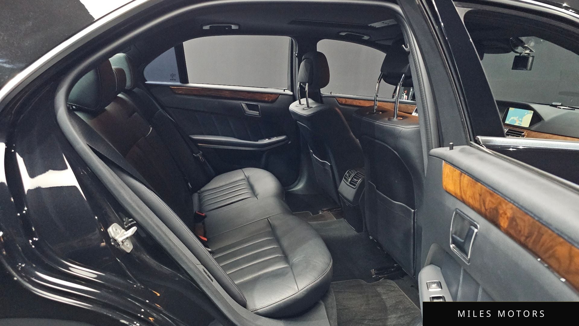 Mercedes-Benz E-Class W212 2014 — миниатюра 12