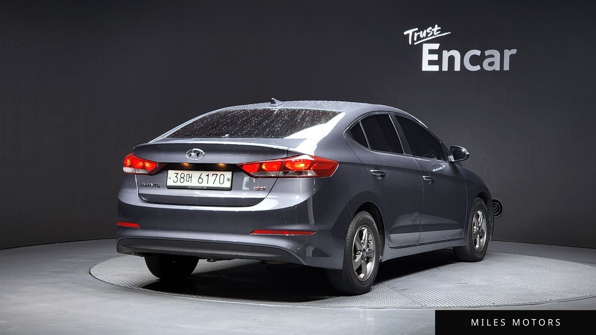 Hyundai AVANTE 2017 — миниатюра 2