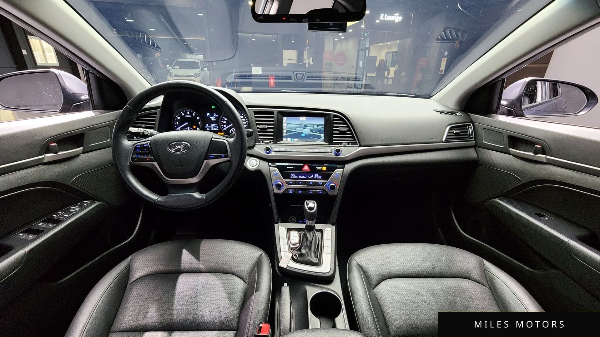 Hyundai AVANTE 2017 — миниатюра 7