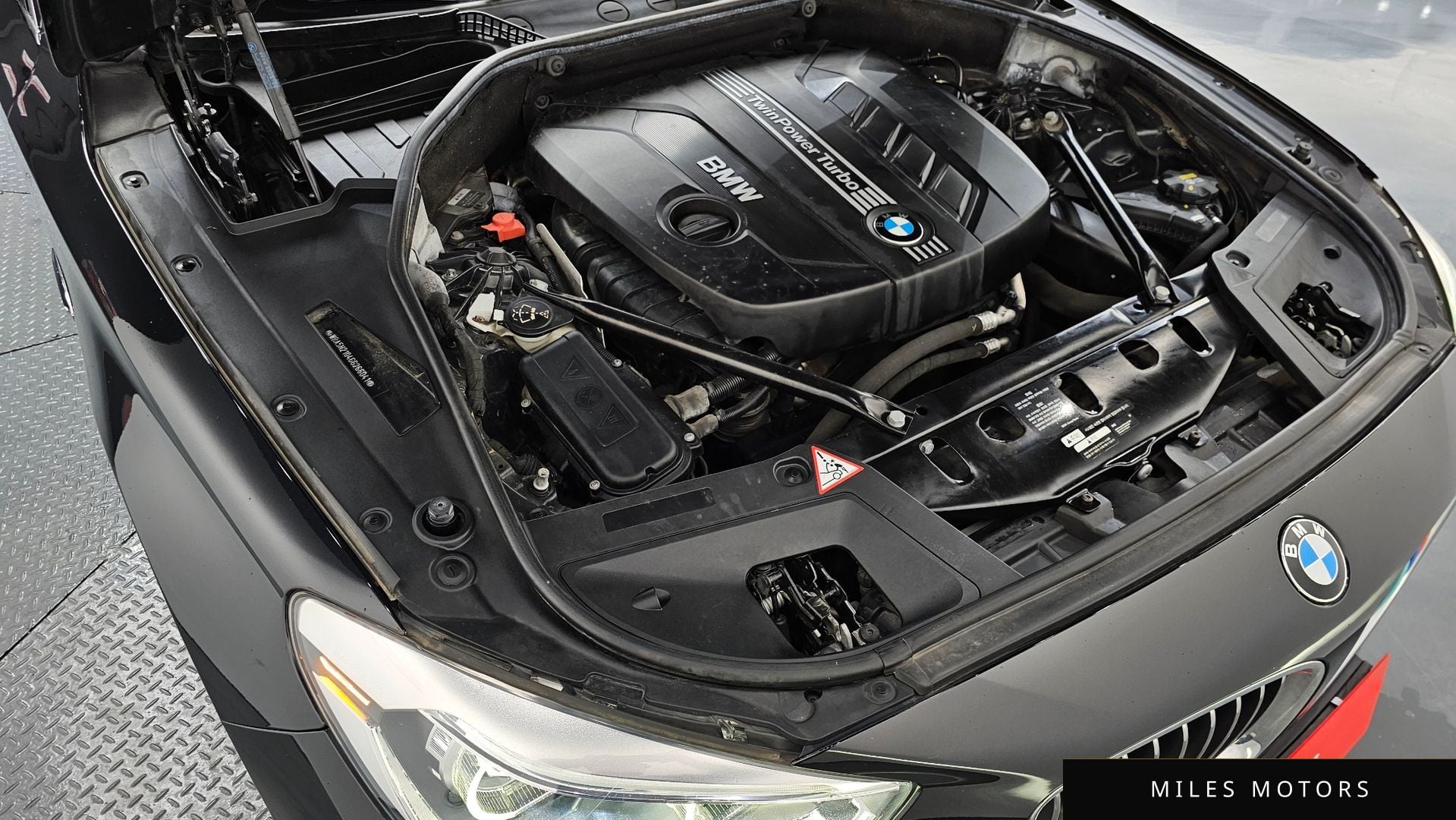 BMW 5 Series GT (F07) 2016 — миниатюра 6