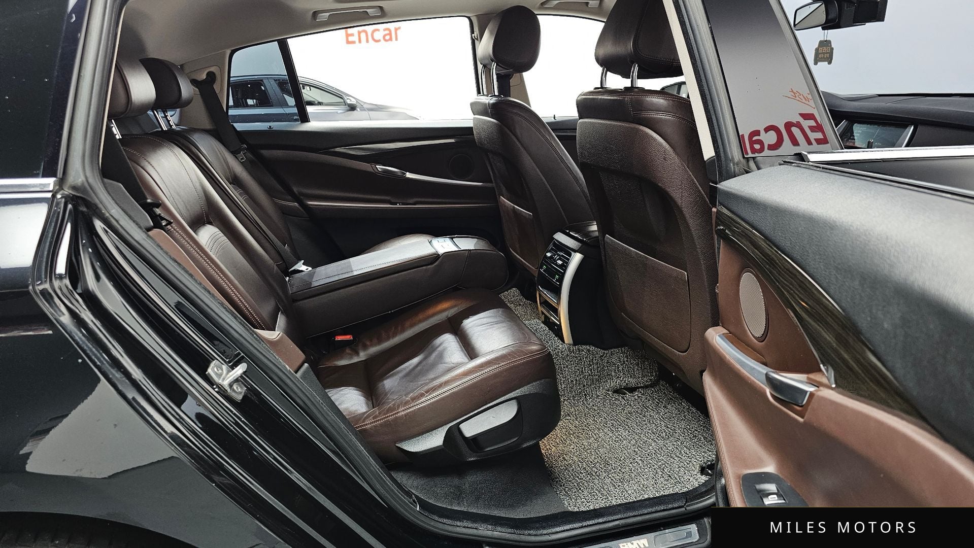 BMW 5 Series GT (F07) 2016 — миниатюра 12