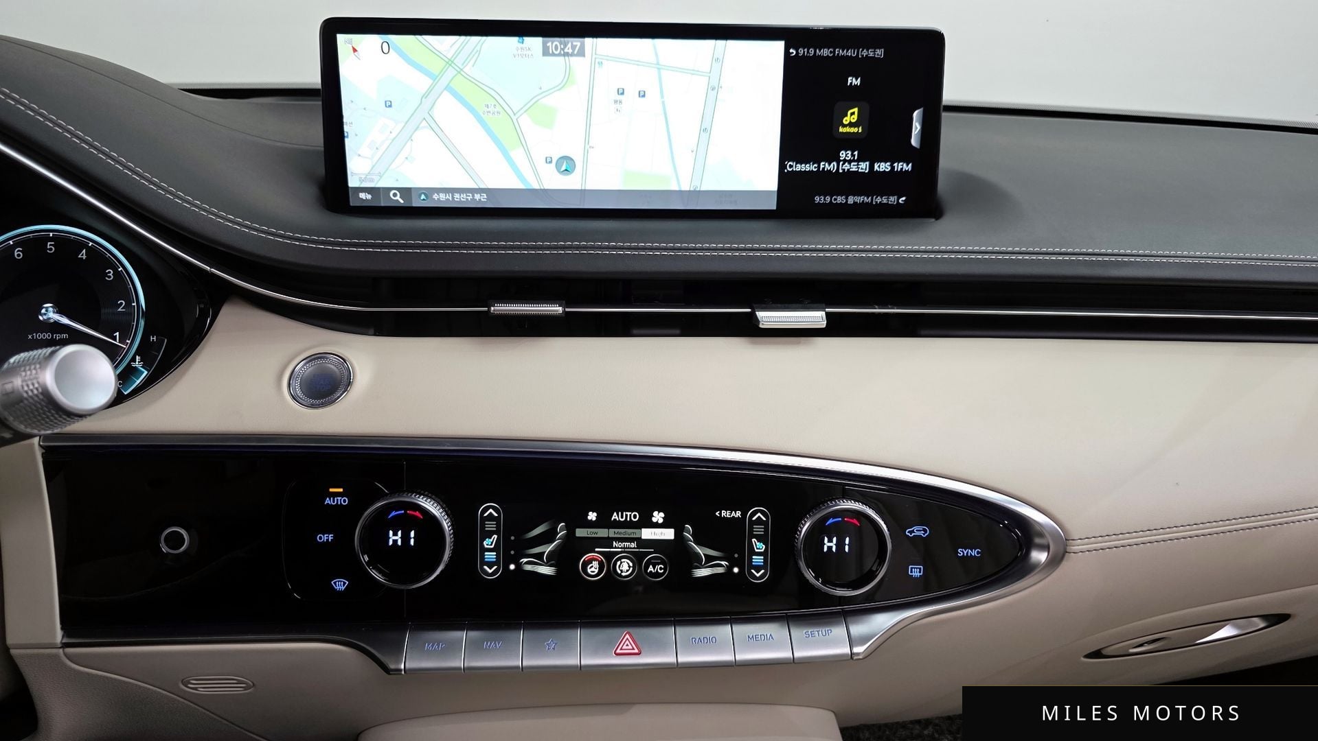 Genesis GV70 2021 — миниатюра 14